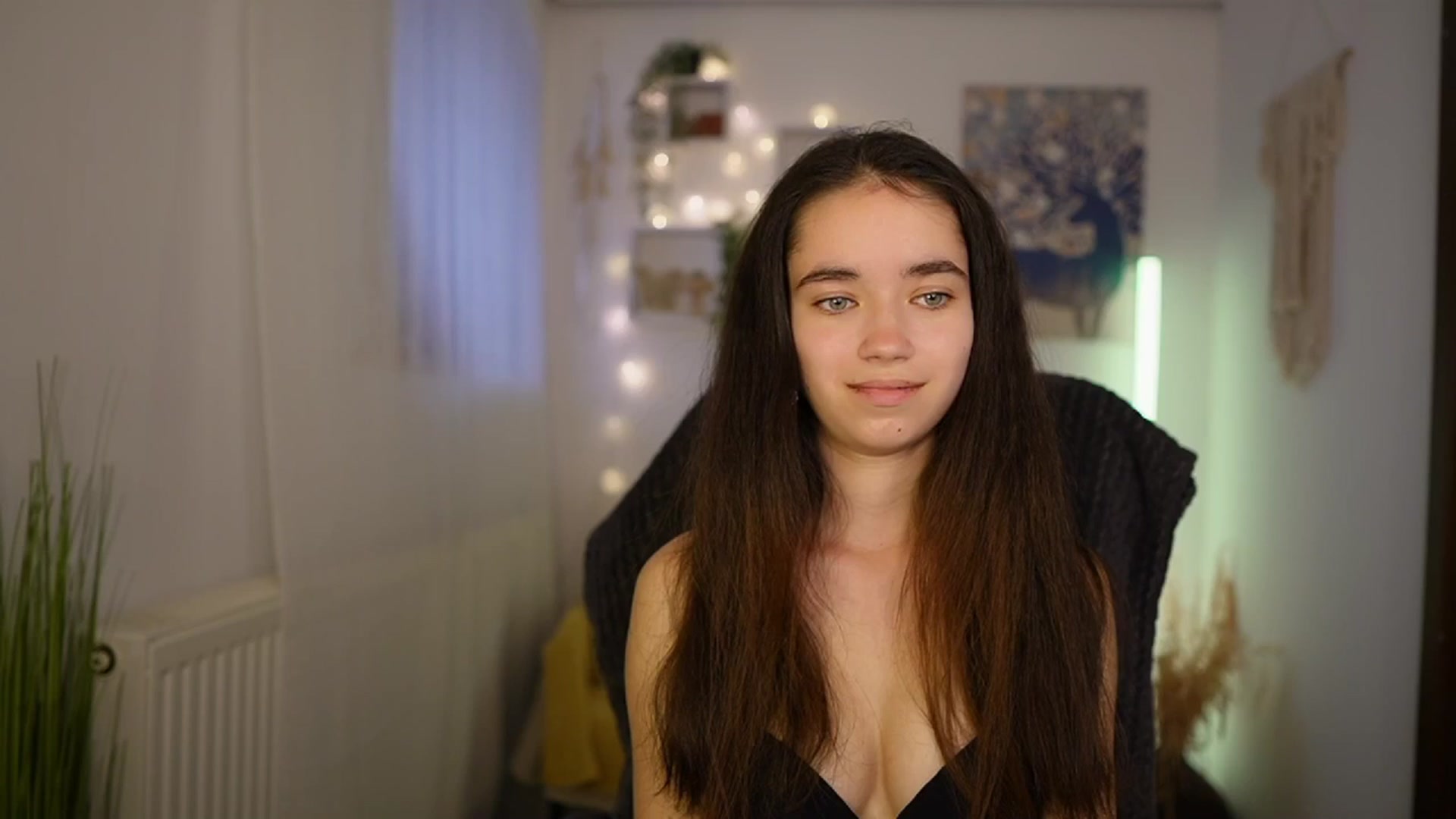 Gallery image thumbnail from Gia_Paige18's myfreecams stream on, 05/20/2024, 12:27 image 2 of 20