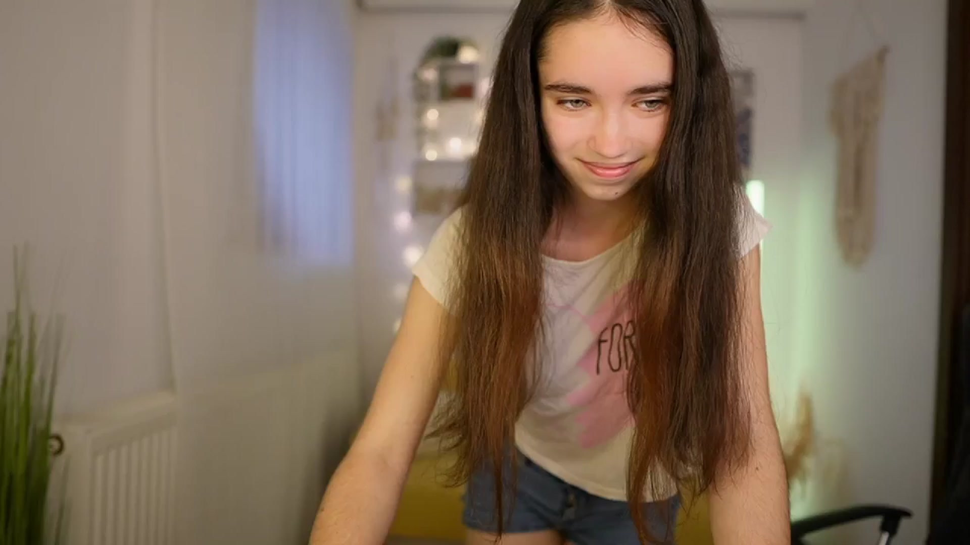 Gallery image thumbnail from Gia_Paige18's myfreecams stream on, 05/21/2024, 08:22 image 14 of 20