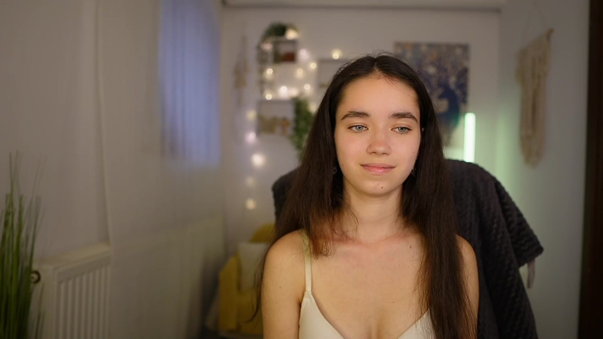 Gallery image thumbnail from Gia_Paige18's myfreecams stream on, 05/21/2024, 14:45 image 3 of 20