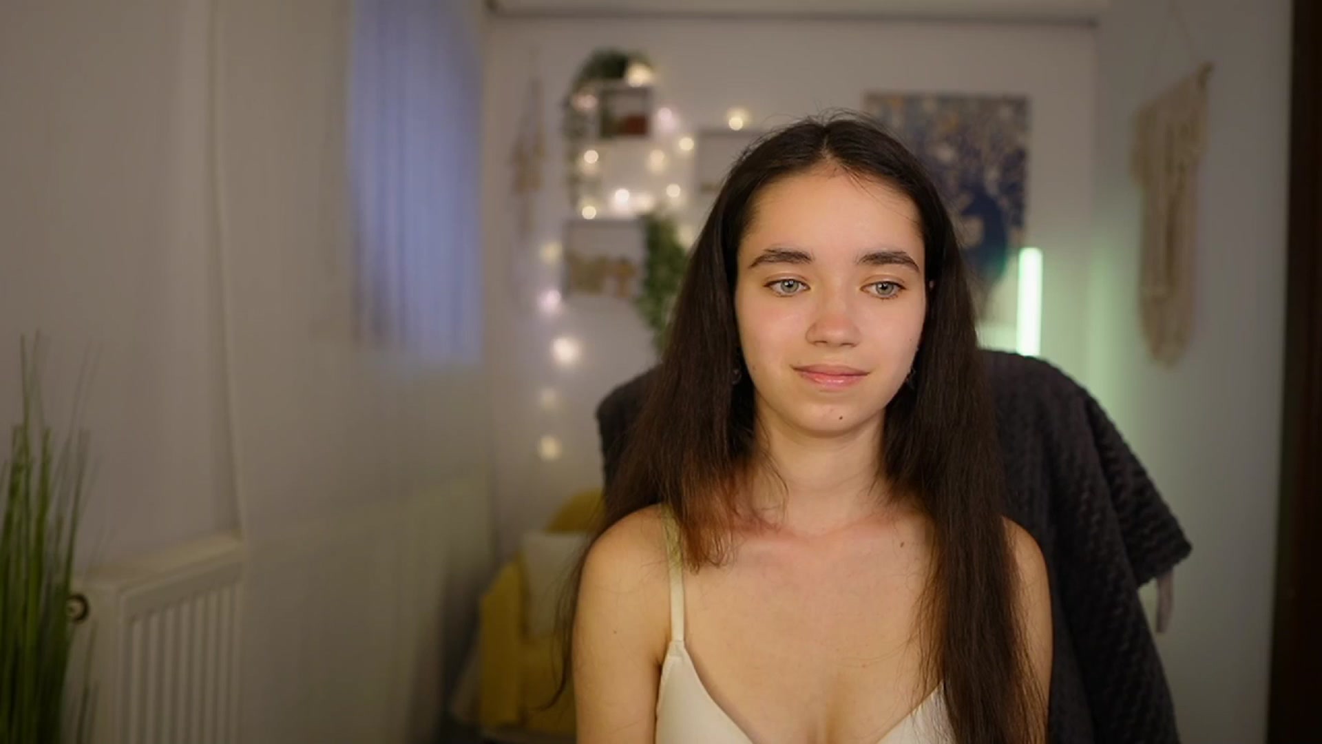 Gallery image thumbnail from Gia_Paige18's myfreecams stream on, 05/21/2024, 14:45 image 4 of 20