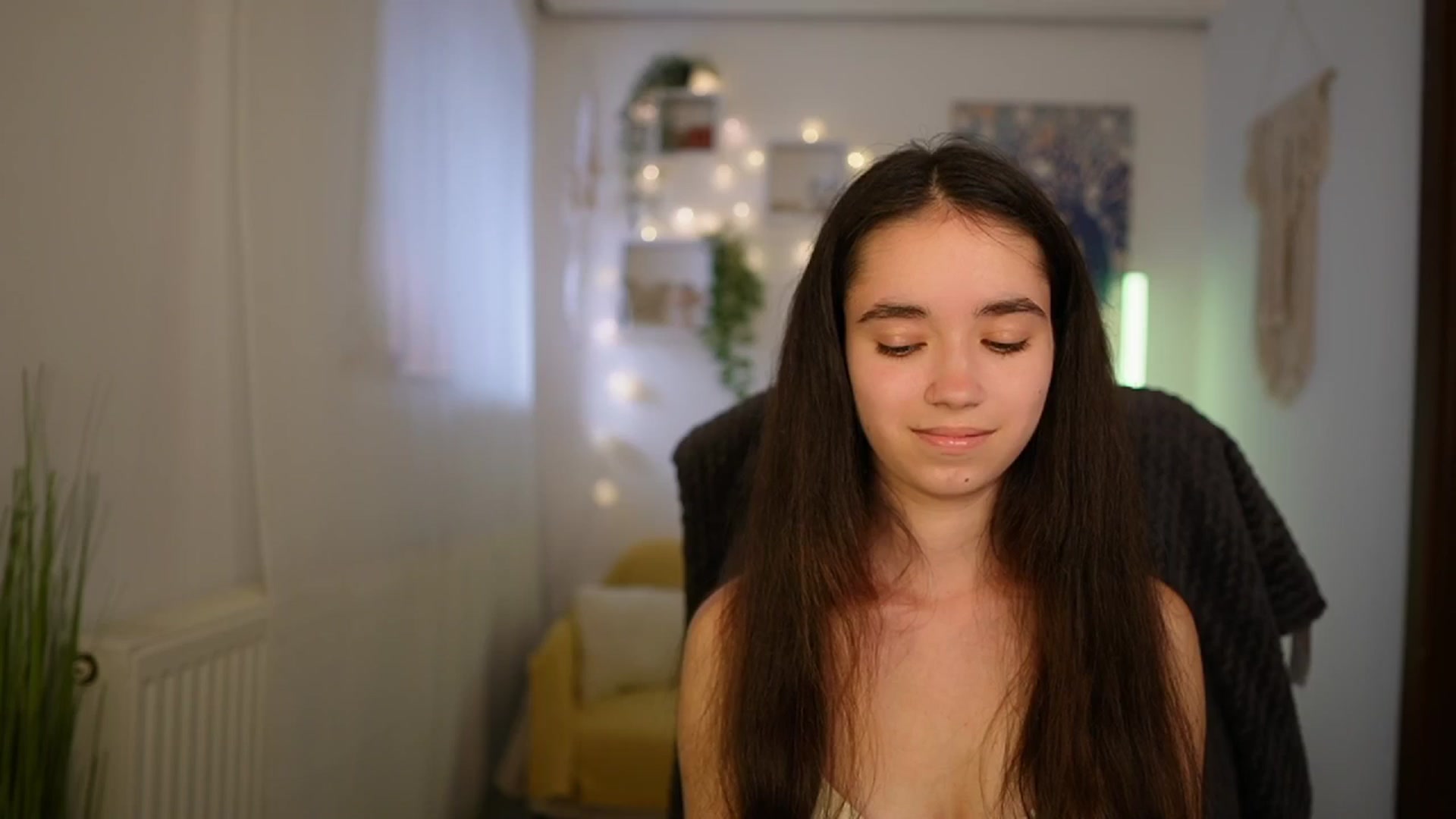 Gallery image thumbnail from Gia_Paige18's myfreecams stream on, 05/21/2024, 14:58 image 6 of 20