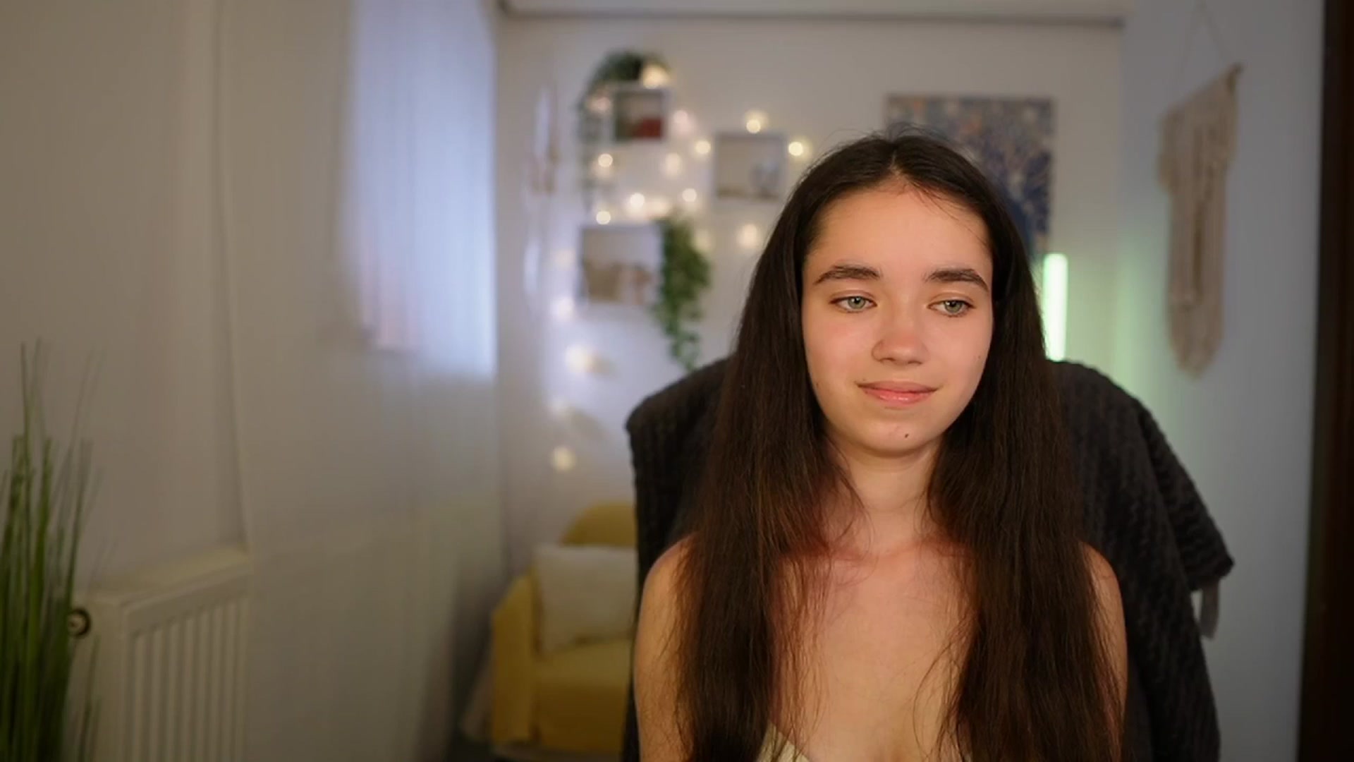 Gallery image thumbnail from Gia_Paige18's myfreecams stream on, 05/21/2024, 14:58 image 4 of 20