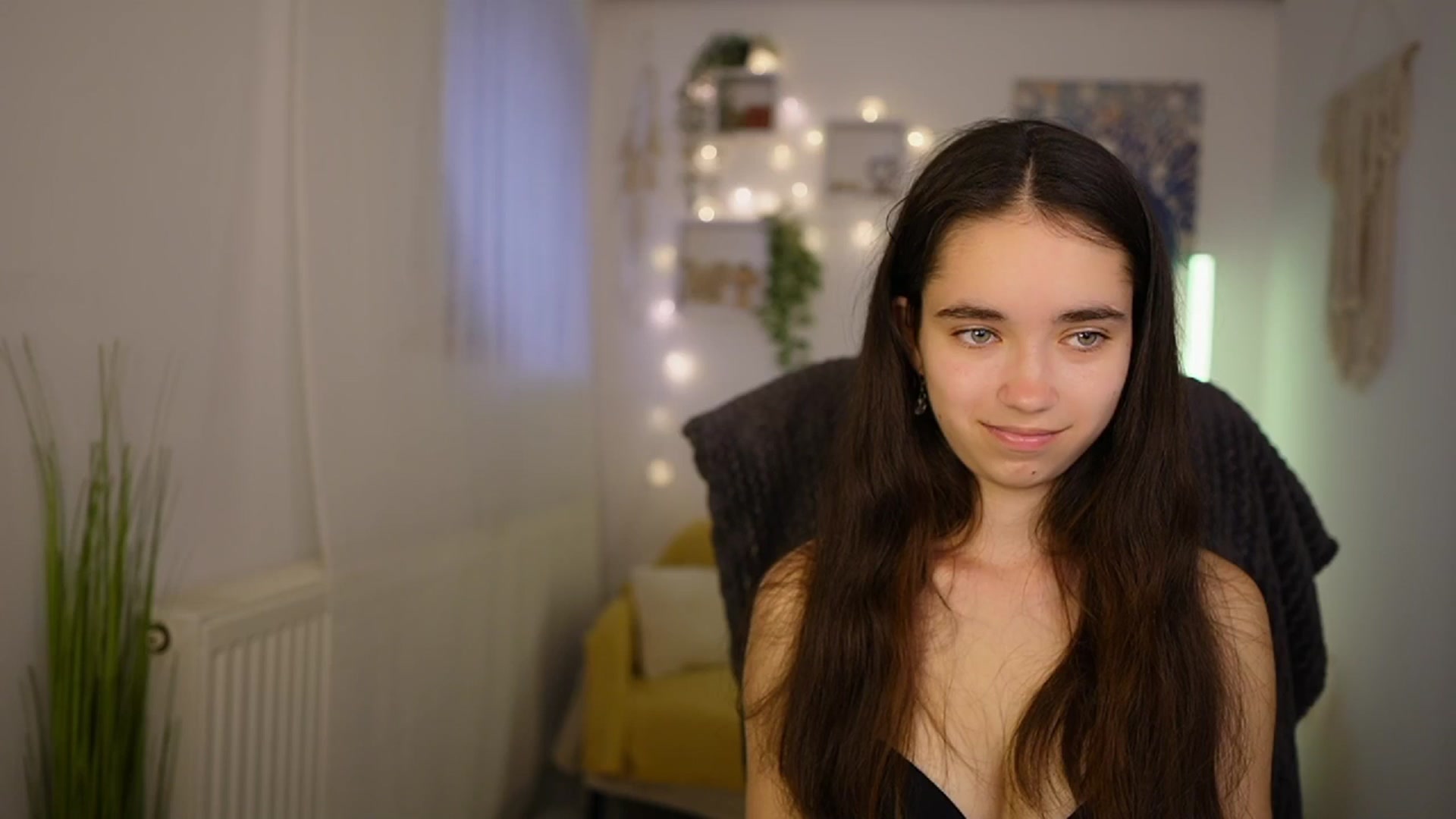 Gallery image thumbnail from Gia_Paige18's myfreecams stream on, 05/24/2024, 10:33 image 7 of 20