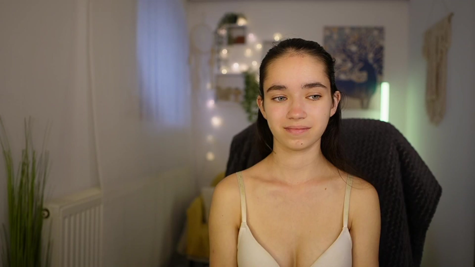 Gallery image thumbnail from Gia_Paige18's myfreecams stream on, 05/26/2024, 10:27 image 11 of 20