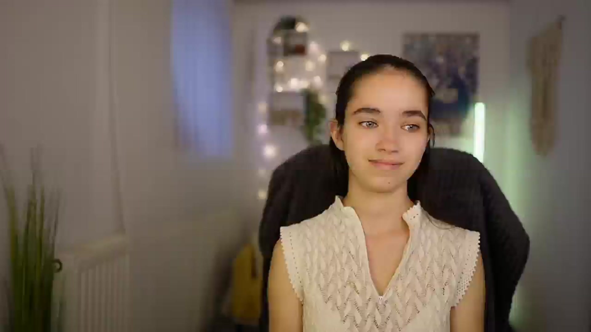 Gallery image thumbnail from Gia_Paige18's myfreecams stream on, 05/26/2024, 11:49 image 15 of 20
