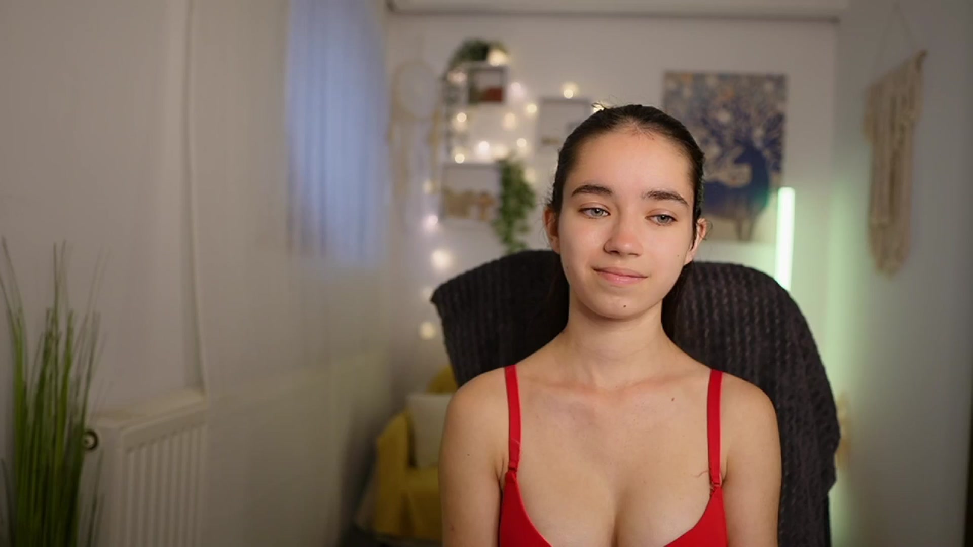 Gallery image thumbnail from Gia_Paige18's myfreecams stream on, 05/27/2024, 09:36 image 17 of 20