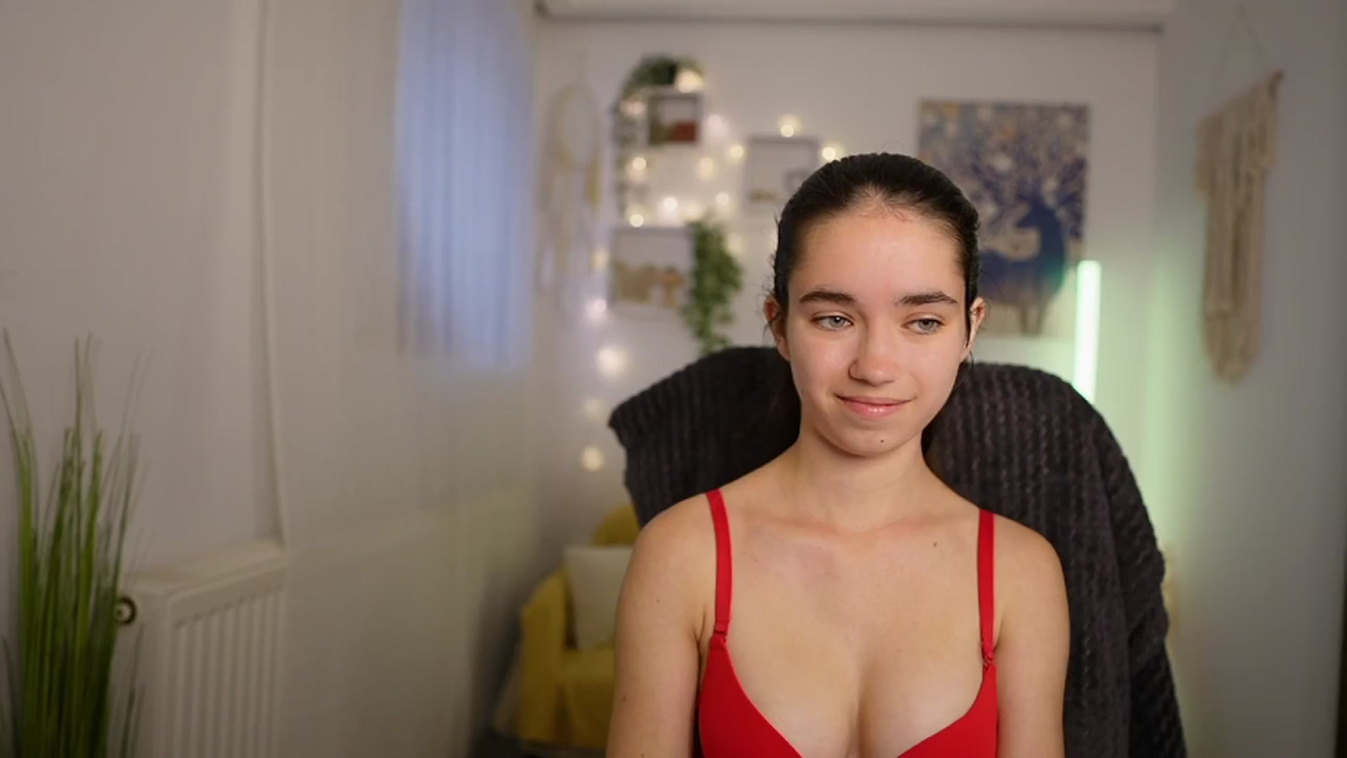 Gallery image thumbnail from Gia_Paige18's myfreecams stream on, 05/27/2024, 11:11 image 18 of 20