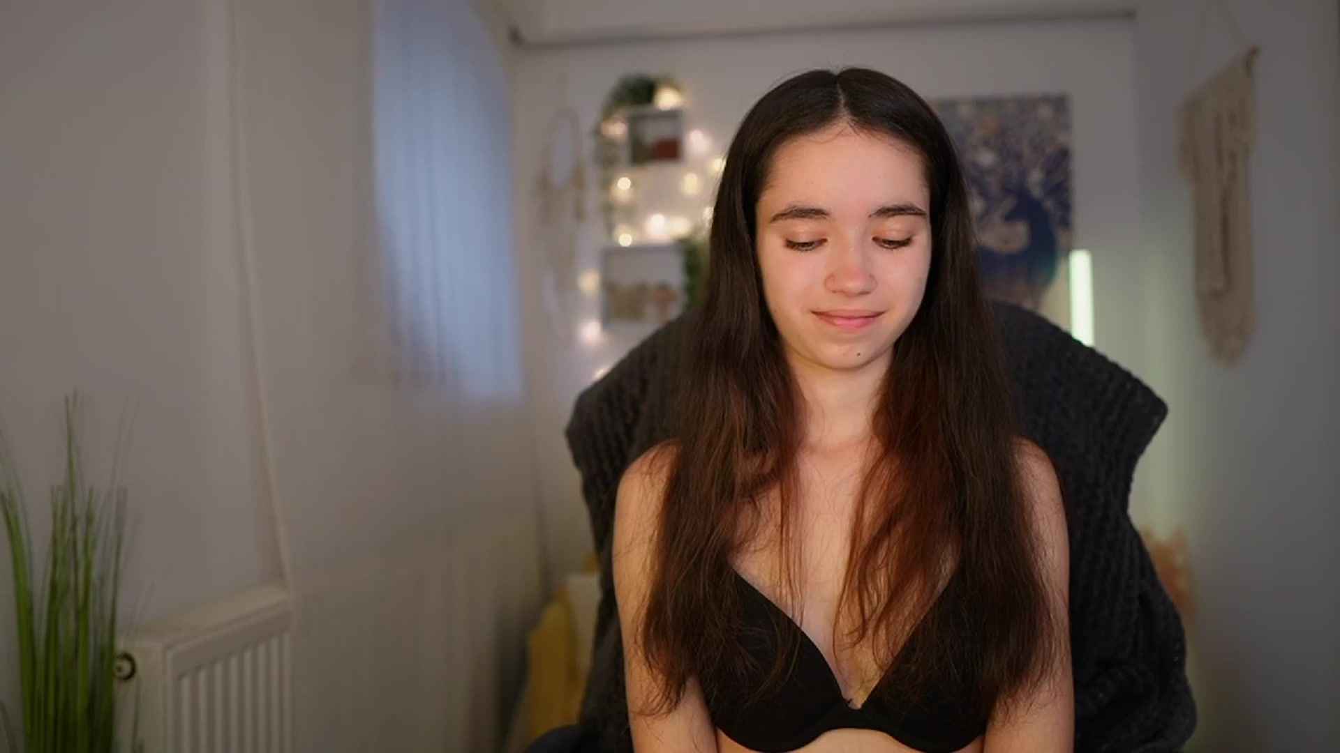 Gallery image thumbnail from Gia_Paige18's myfreecams stream on, 06/04/2024, 09:41 image 11 of 20