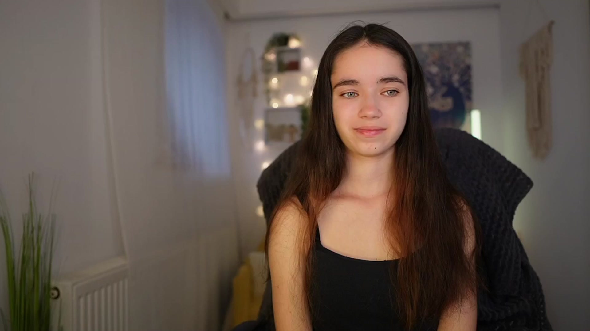 Gallery image thumbnail from Gia_Paige18's myfreecams stream on, 06/04/2024, 09:41 image 4 of 20