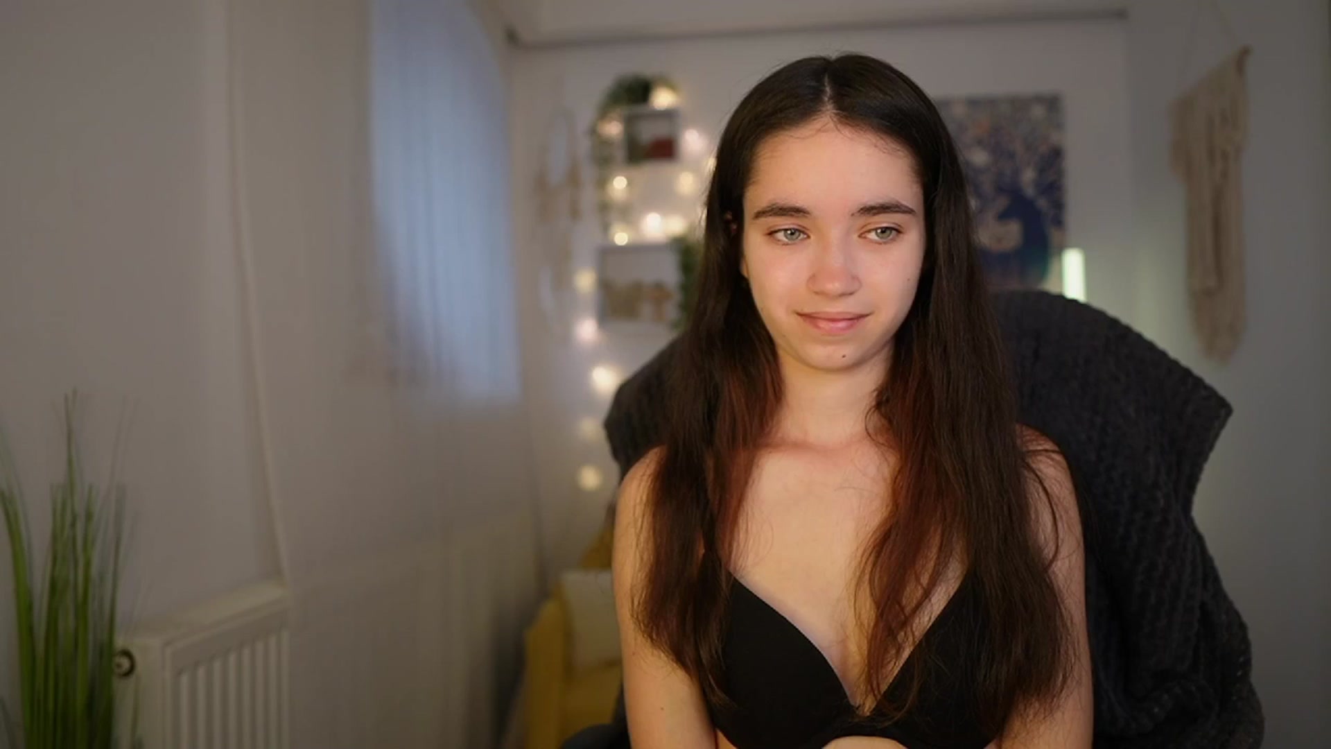 Gallery image thumbnail from Gia_Paige18's myfreecams stream on, 06/04/2024, 09:41 image 15 of 20