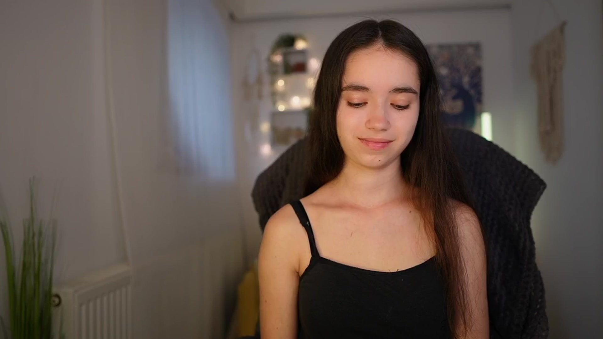 Gallery image thumbnail from Gia_Paige18's myfreecams stream on, 06/04/2024, 10:52 image 9 of 20