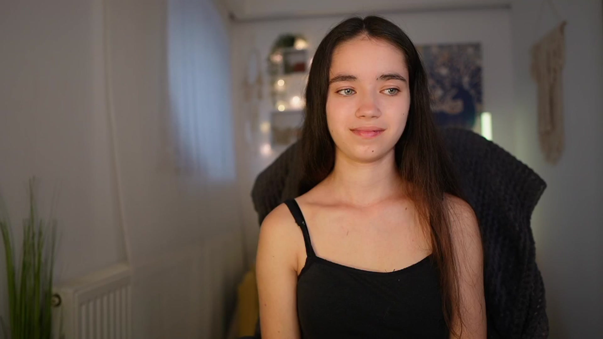 Gallery image thumbnail from Gia_Paige18's myfreecams stream on, 06/04/2024, 10:52 image 7 of 20