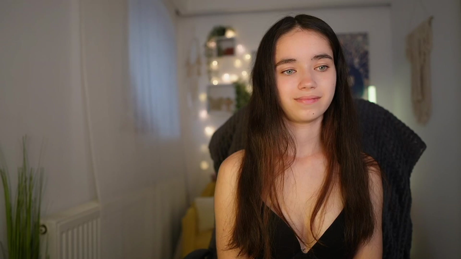 Gallery image thumbnail from Gia_Paige18's myfreecams stream on, 06/04/2024, 11:43 image 11 of 20