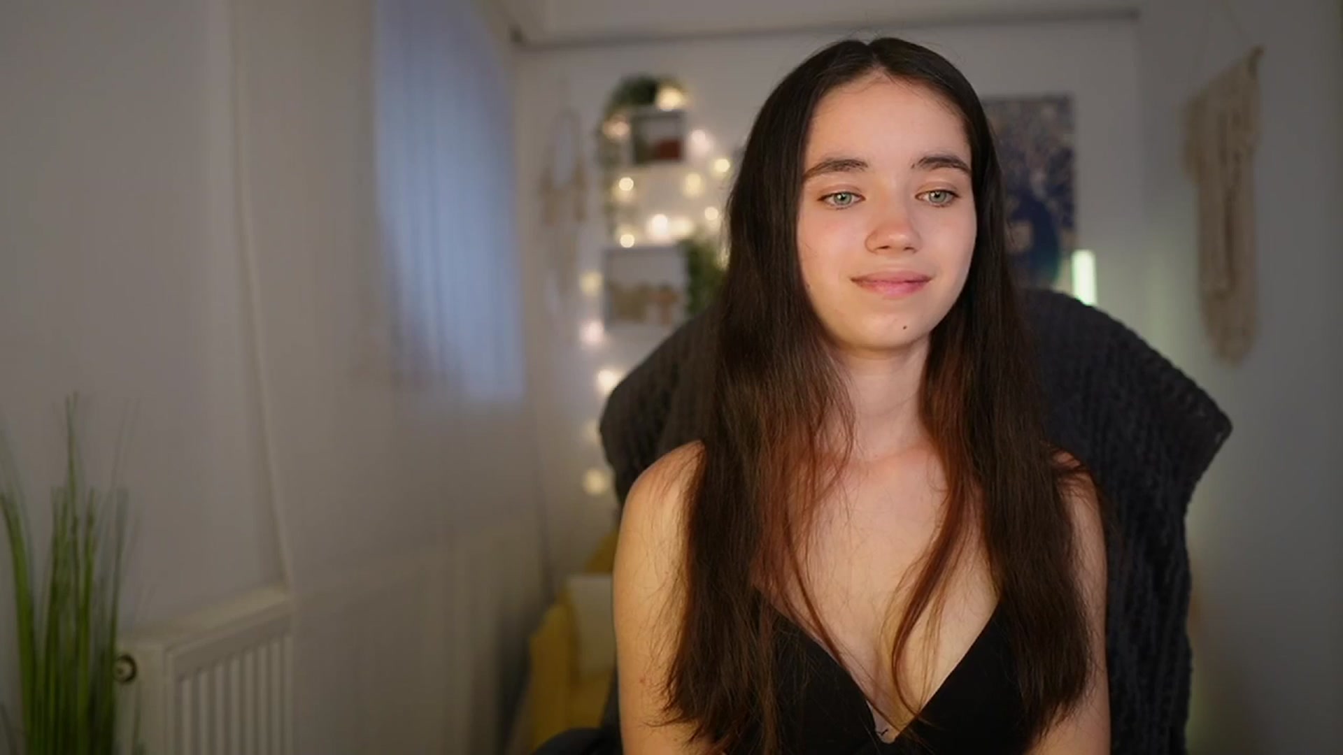Gallery image thumbnail from Gia_Paige18's myfreecams stream on, 06/04/2024, 11:43 image 18 of 20