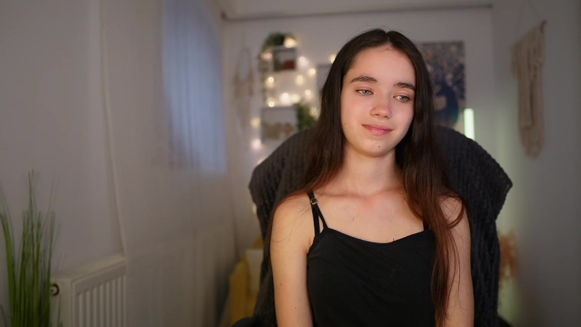 Gallery image thumbnail from Gia_Paige18's myfreecams stream on, 06/04/2024, 12:49 image 8 of 20