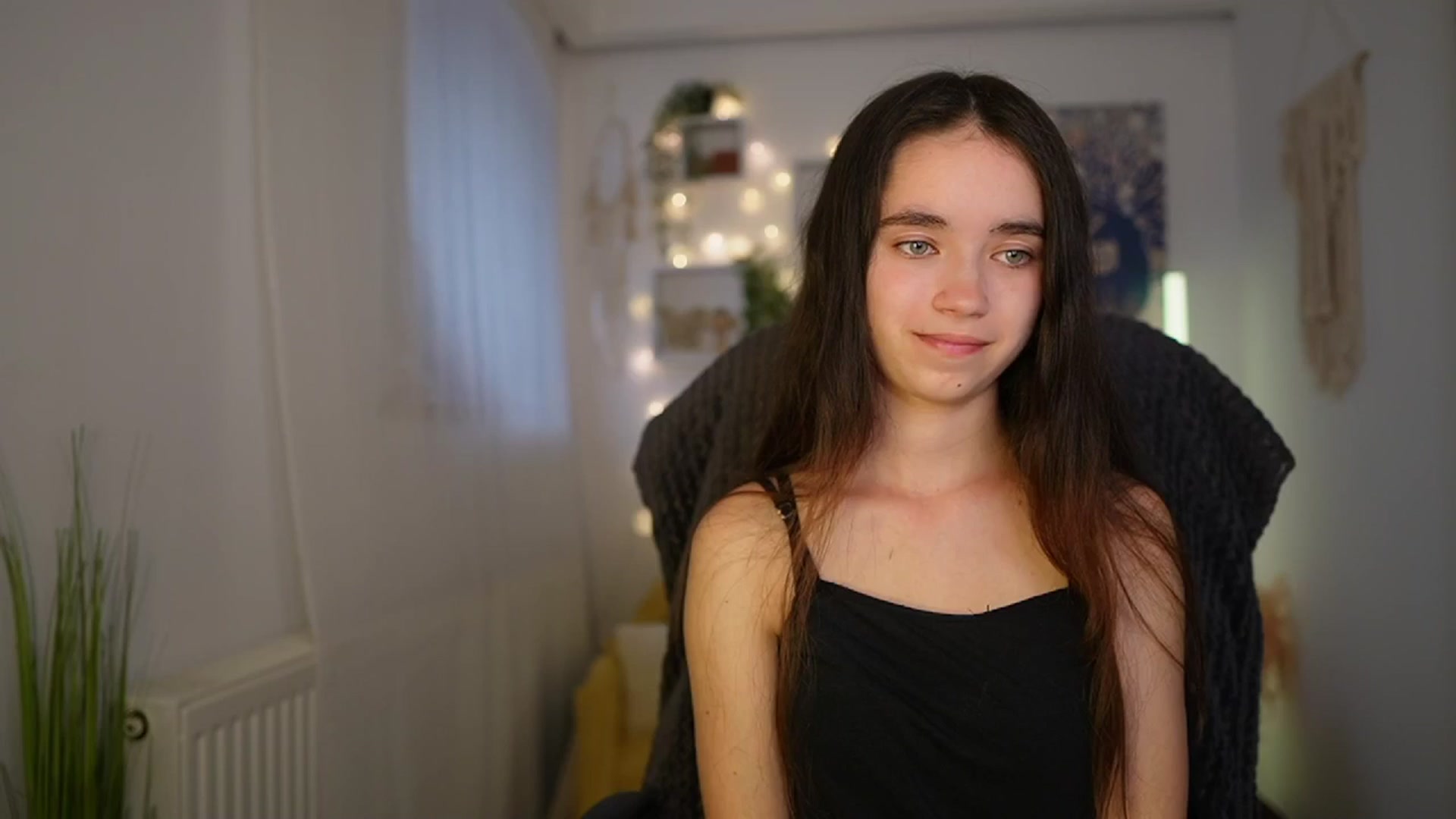 Gallery image thumbnail from Gia_Paige18's myfreecams stream on, 06/04/2024, 12:49 image 14 of 20