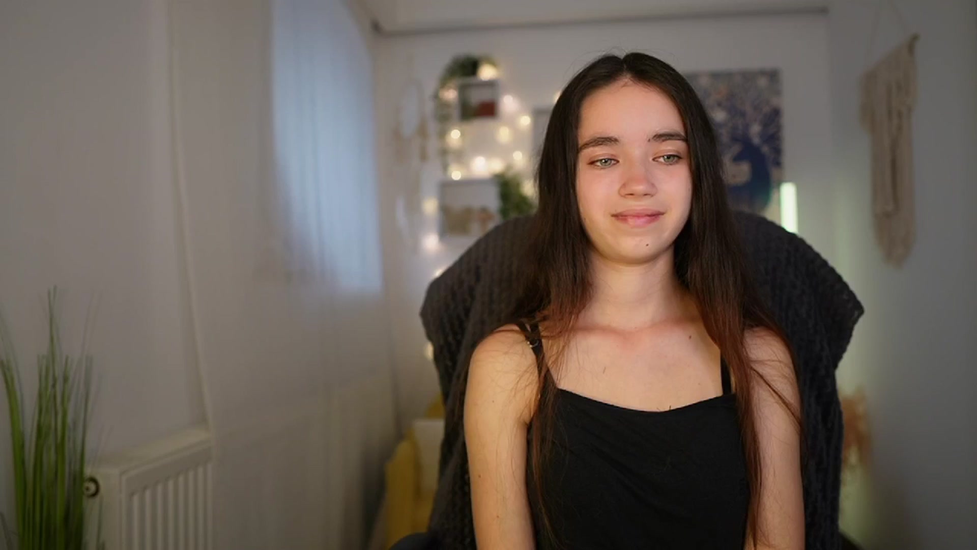 Gallery image thumbnail from Gia_Paige18's myfreecams stream on, 06/04/2024, 12:49 image 15 of 20