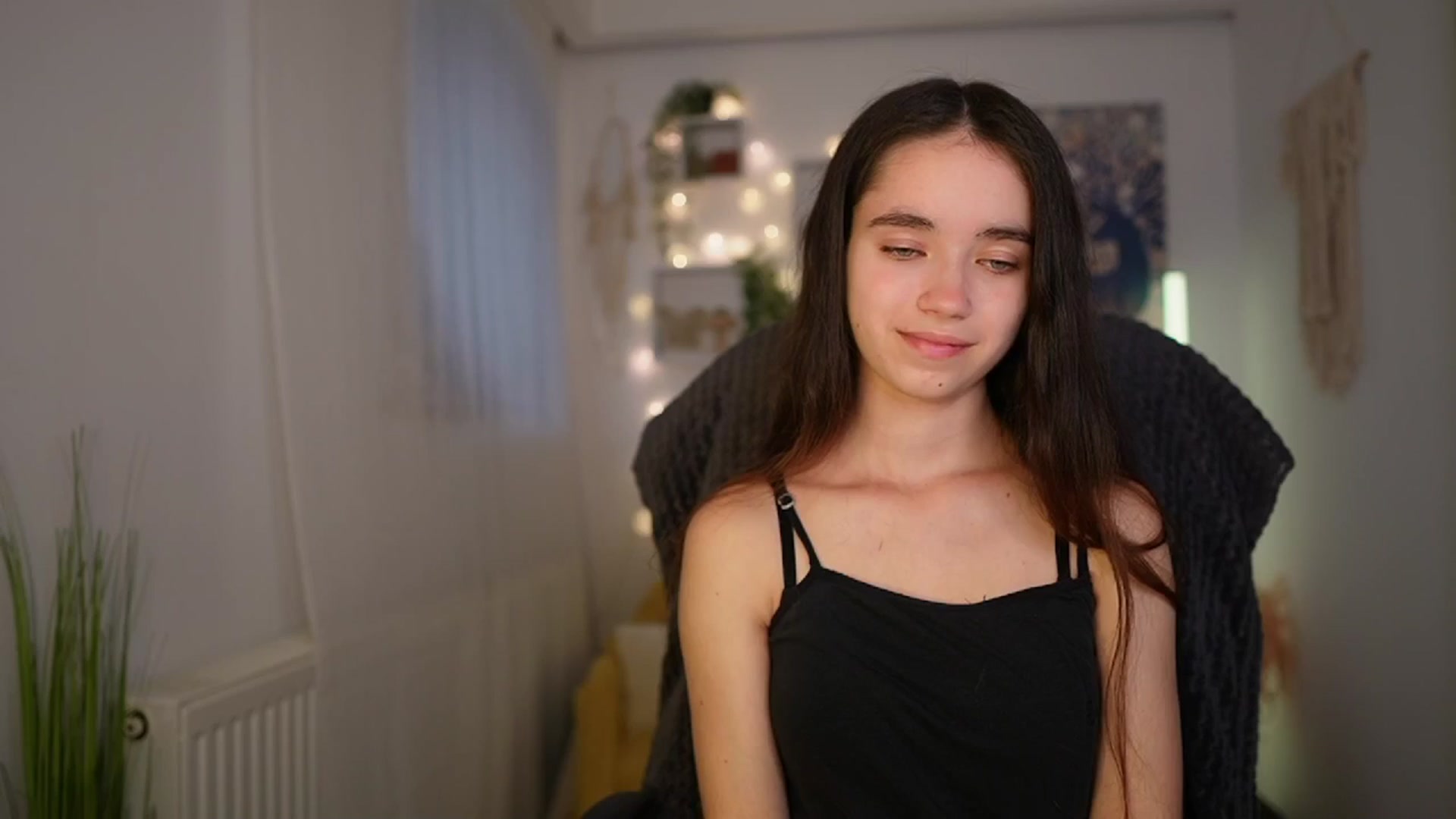 Gallery image thumbnail from Gia_Paige18's myfreecams stream on, 06/04/2024, 12:49 image 4 of 20