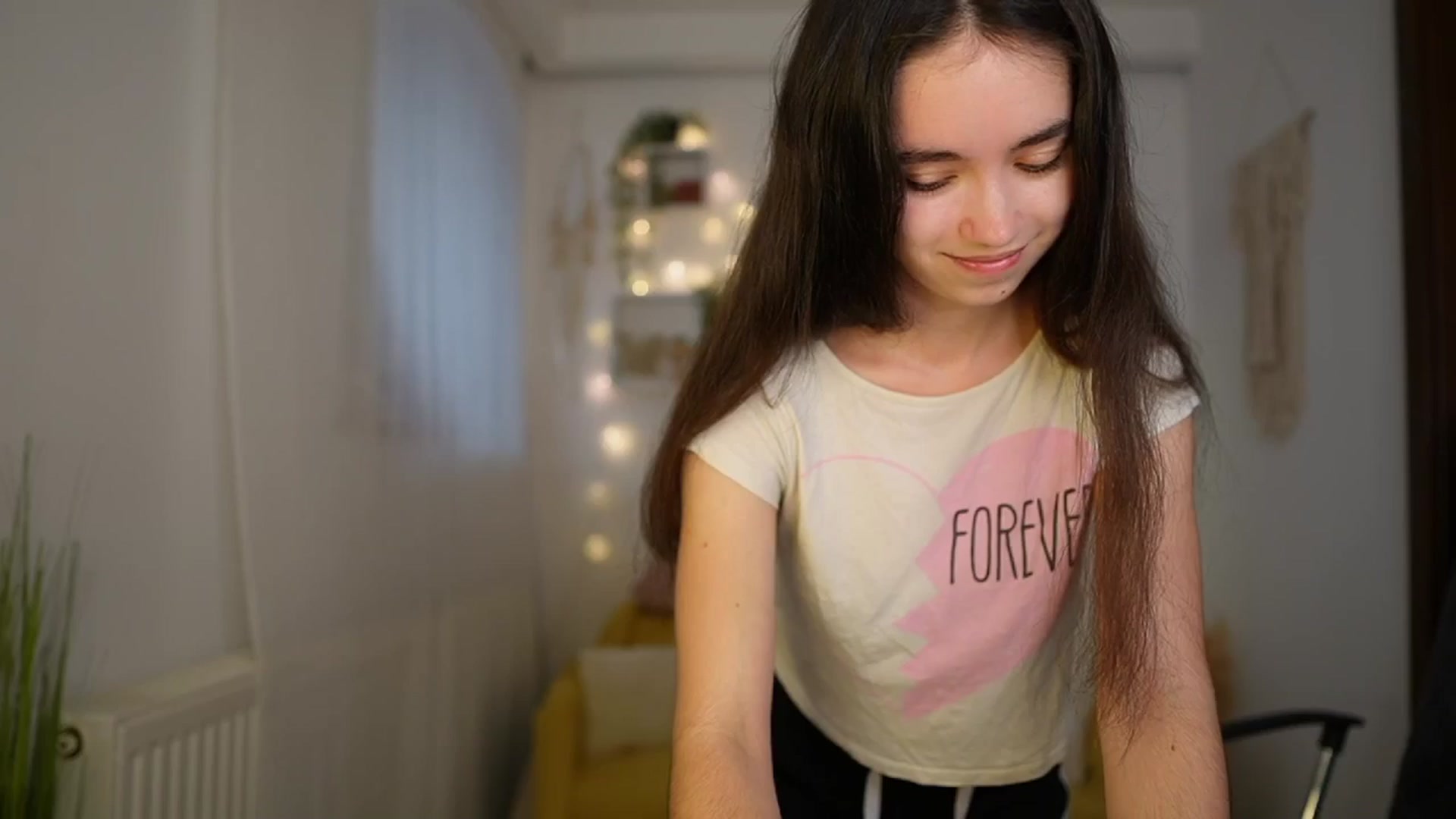 Gallery image thumbnail from Gia_Paige18's myfreecams stream on, 06/05/2024, 11:32 image 8 of 20