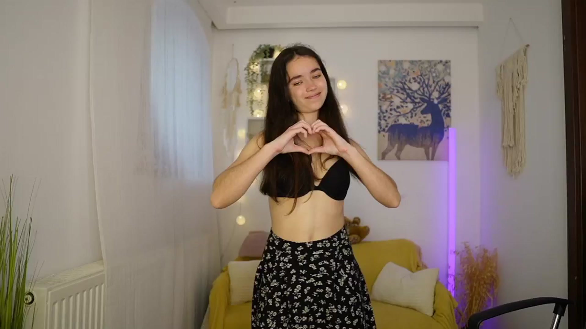 Gallery image thumbnail from Gia_Paige18's myfreecams stream on, 06/06/2024, 11:21 image 18 of 20