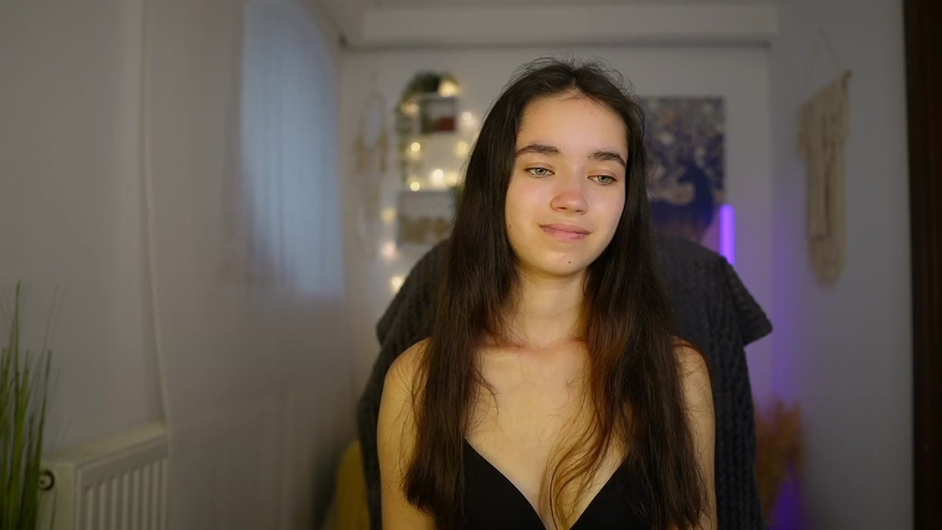 Gallery image thumbnail from Gia_Paige18's myfreecams stream on, 06/06/2024, 11:21 image 13 of 20