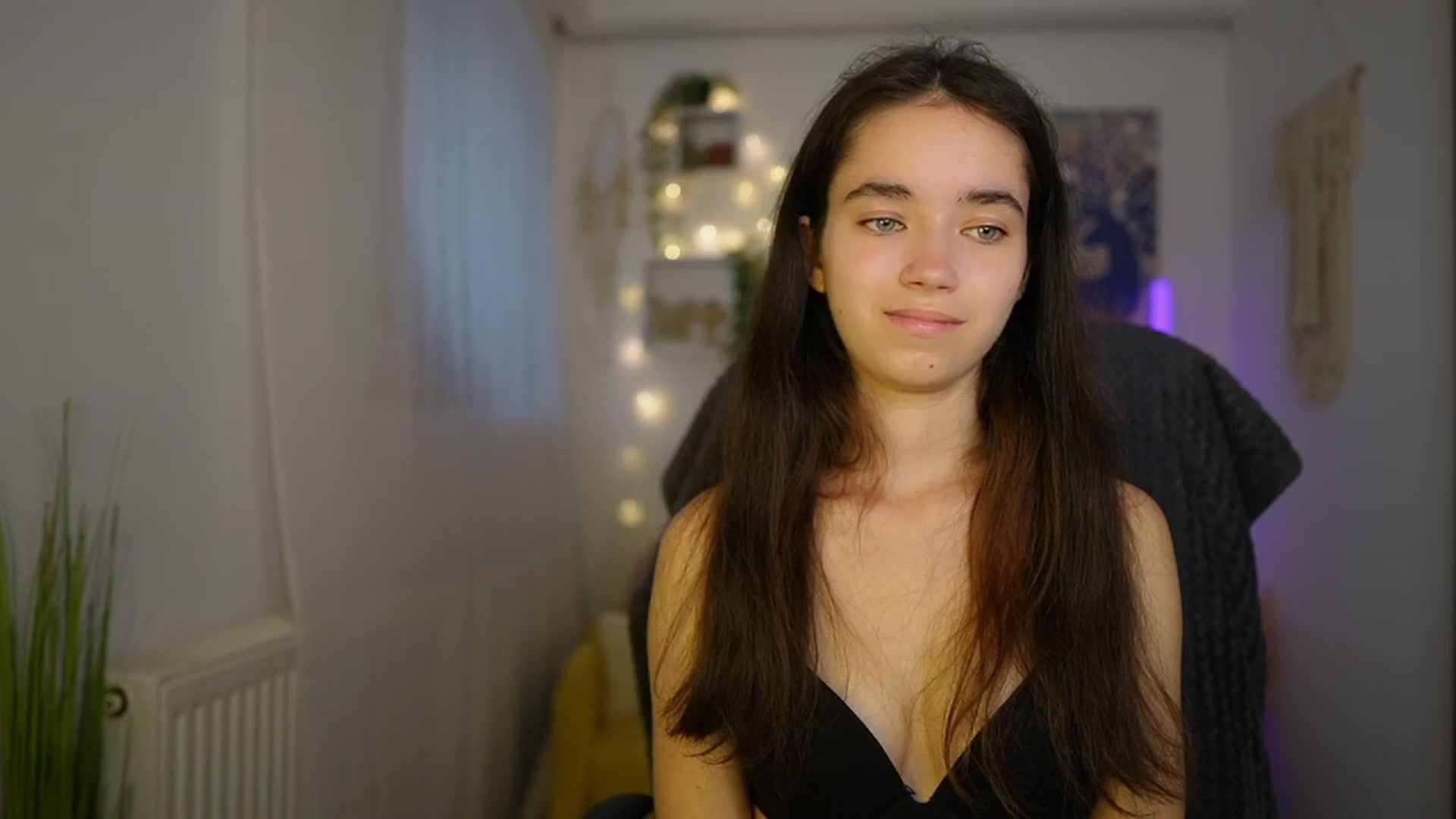 Gallery image thumbnail from Gia_Paige18's myfreecams stream on, 06/06/2024, 12:58 image 13 of 20