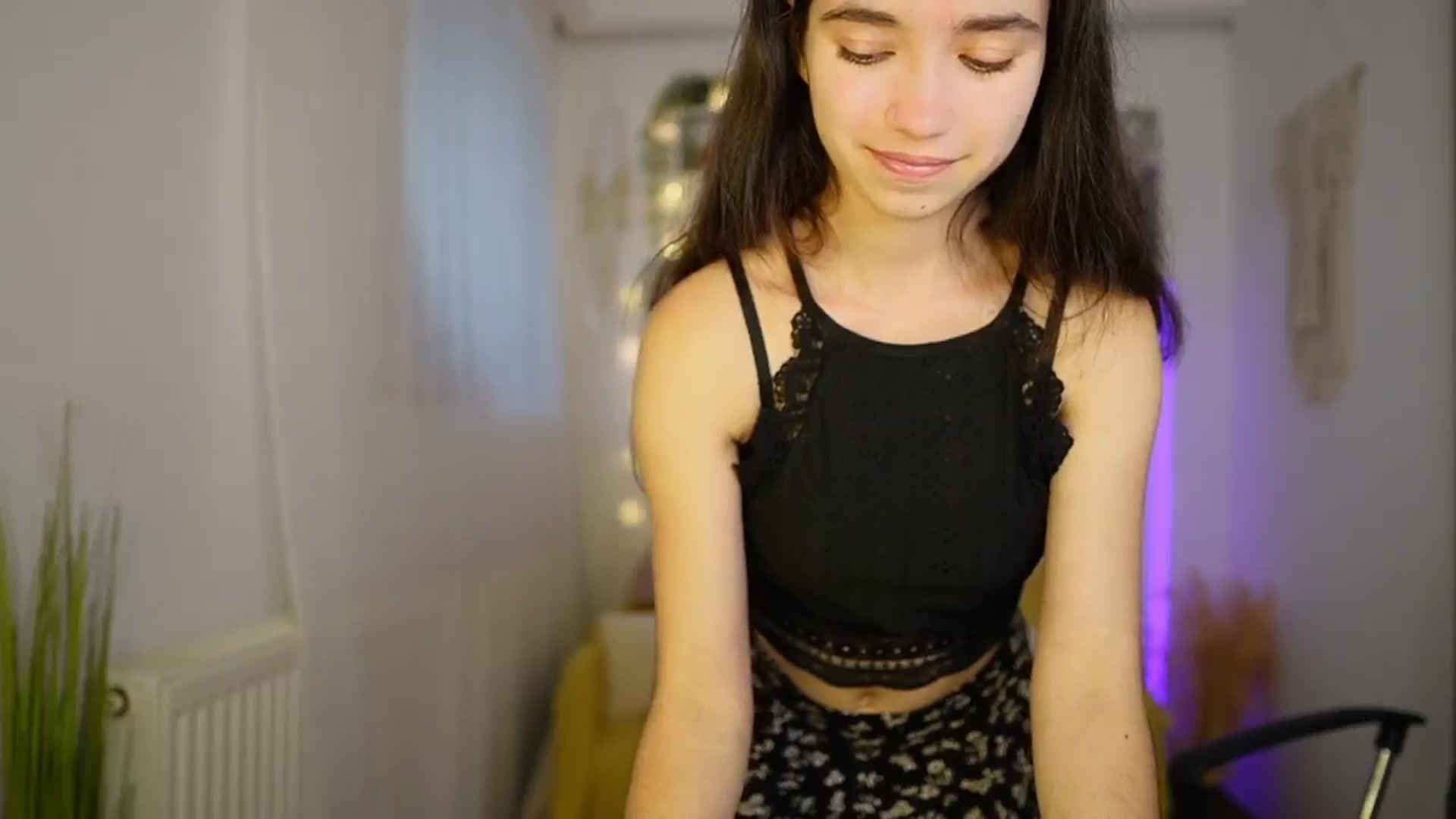 Gallery image thumbnail from Gia_Paige18's myfreecams stream on, 06/06/2024, 12:58 image 9 of 20