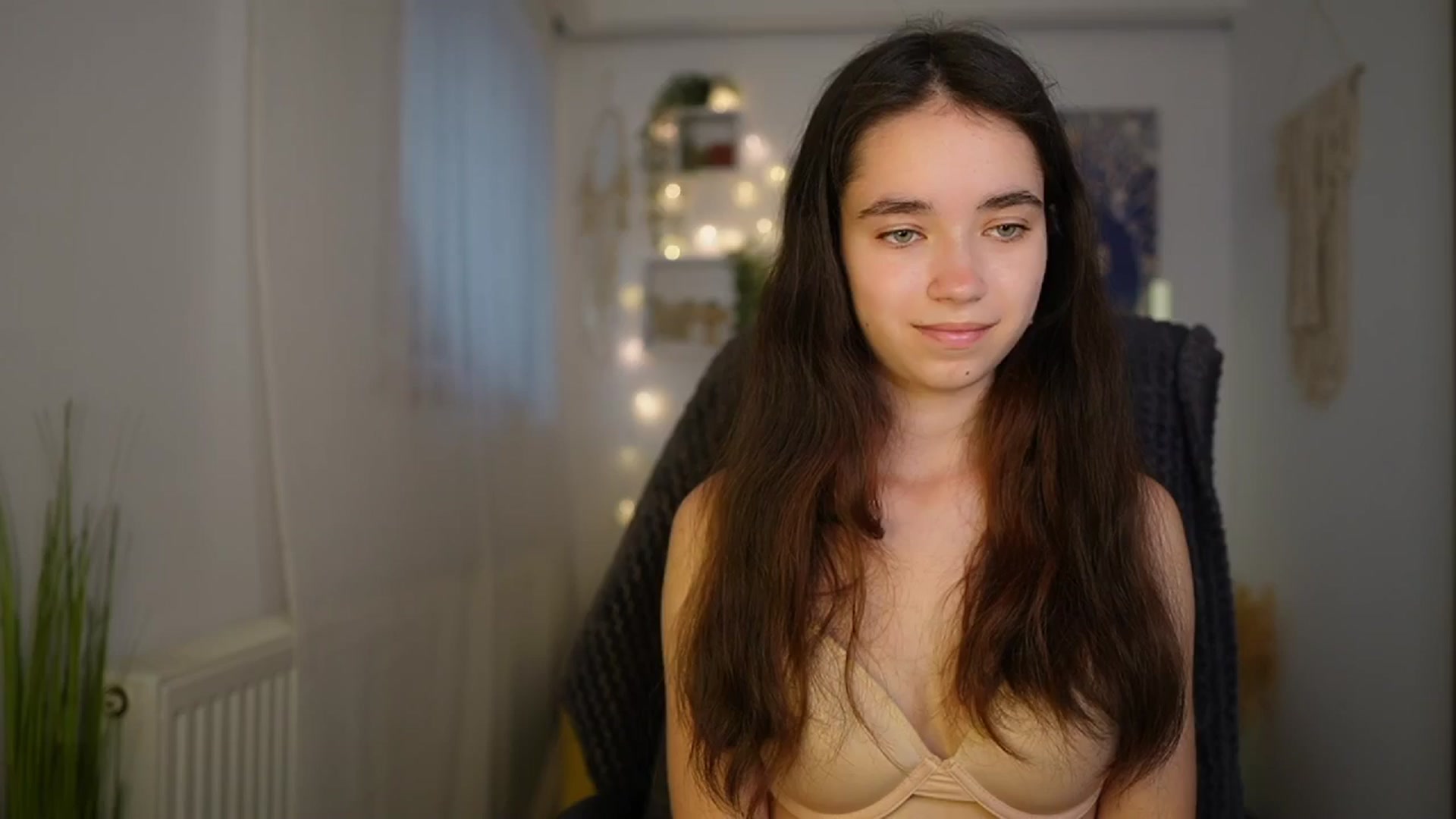 Gallery image thumbnail from Gia_Paige18's myfreecams stream on, 06/08/2024, 09:06 image 18 of 20