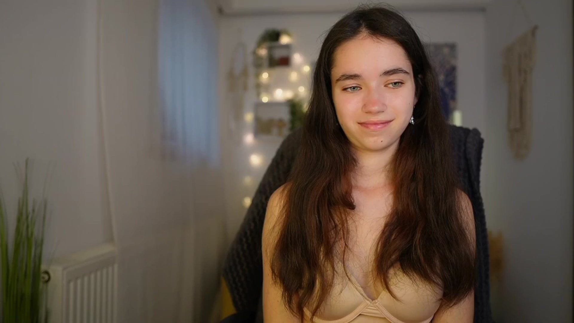 Gallery image thumbnail from Gia_Paige18's myfreecams stream on, 06/08/2024, 09:06 image 20 of 20