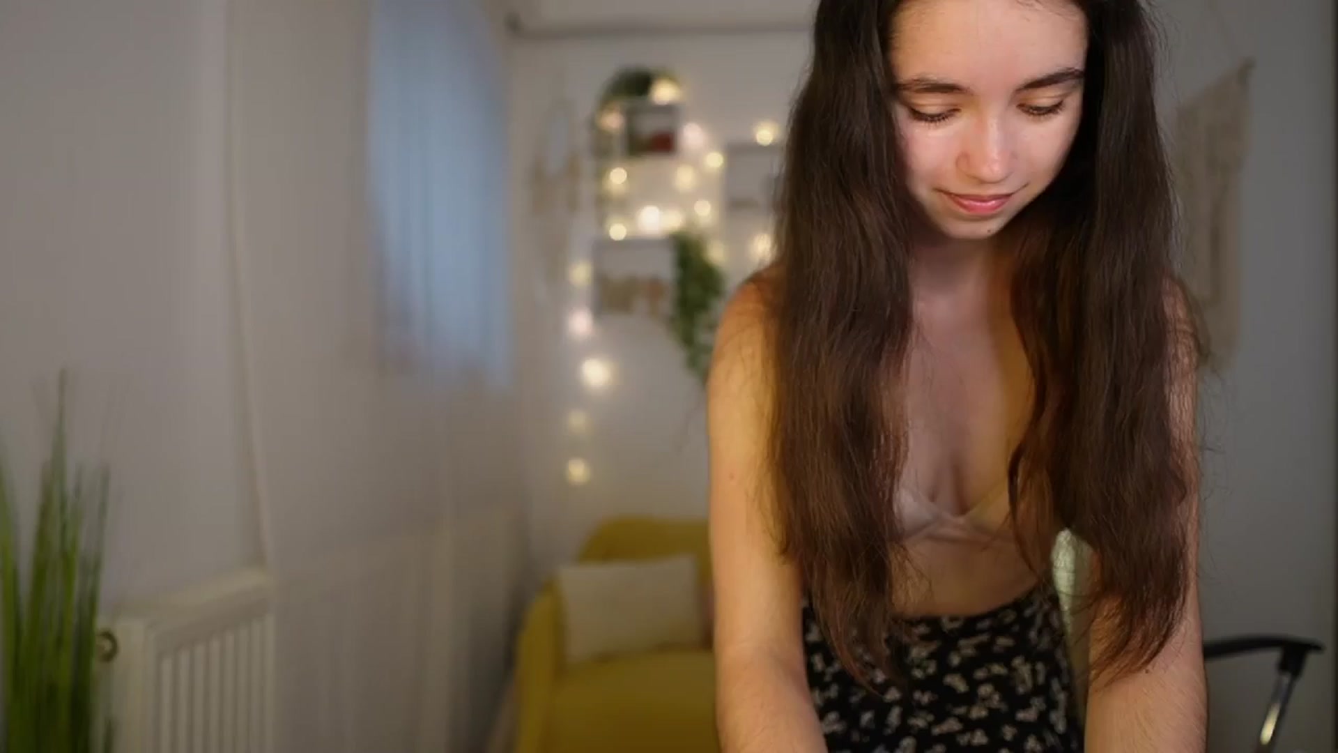 Gallery image thumbnail from Gia_Paige18's myfreecams stream on, 06/08/2024, 09:06 image 15 of 20