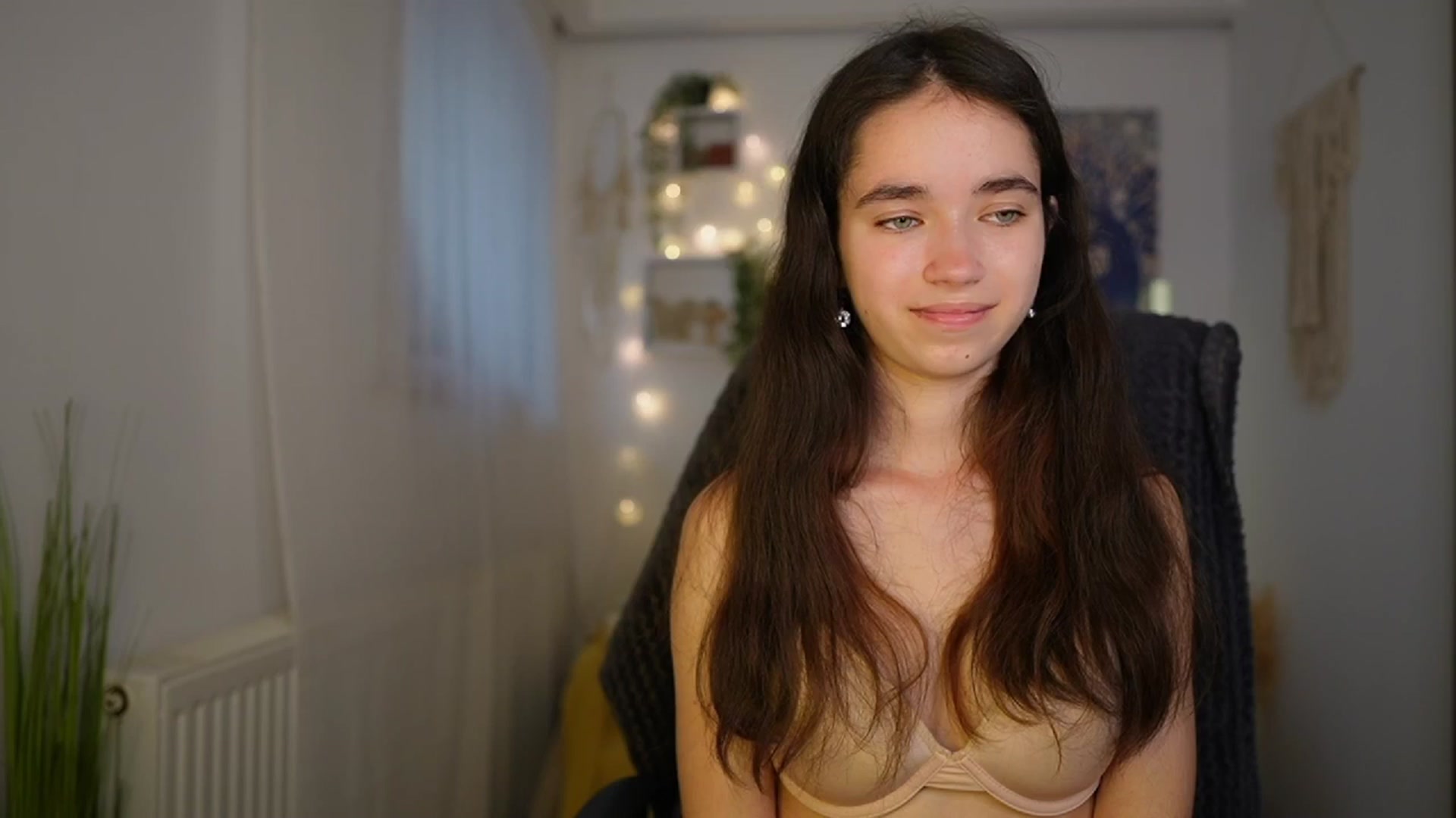 Gallery image thumbnail from Gia_Paige18's myfreecams stream on, 06/08/2024, 11:55 image 19 of 20
