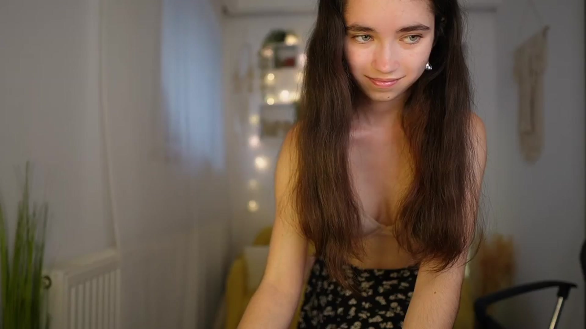 Gallery image thumbnail from Gia_Paige18's myfreecams stream on, 06/08/2024, 11:55 image 15 of 20