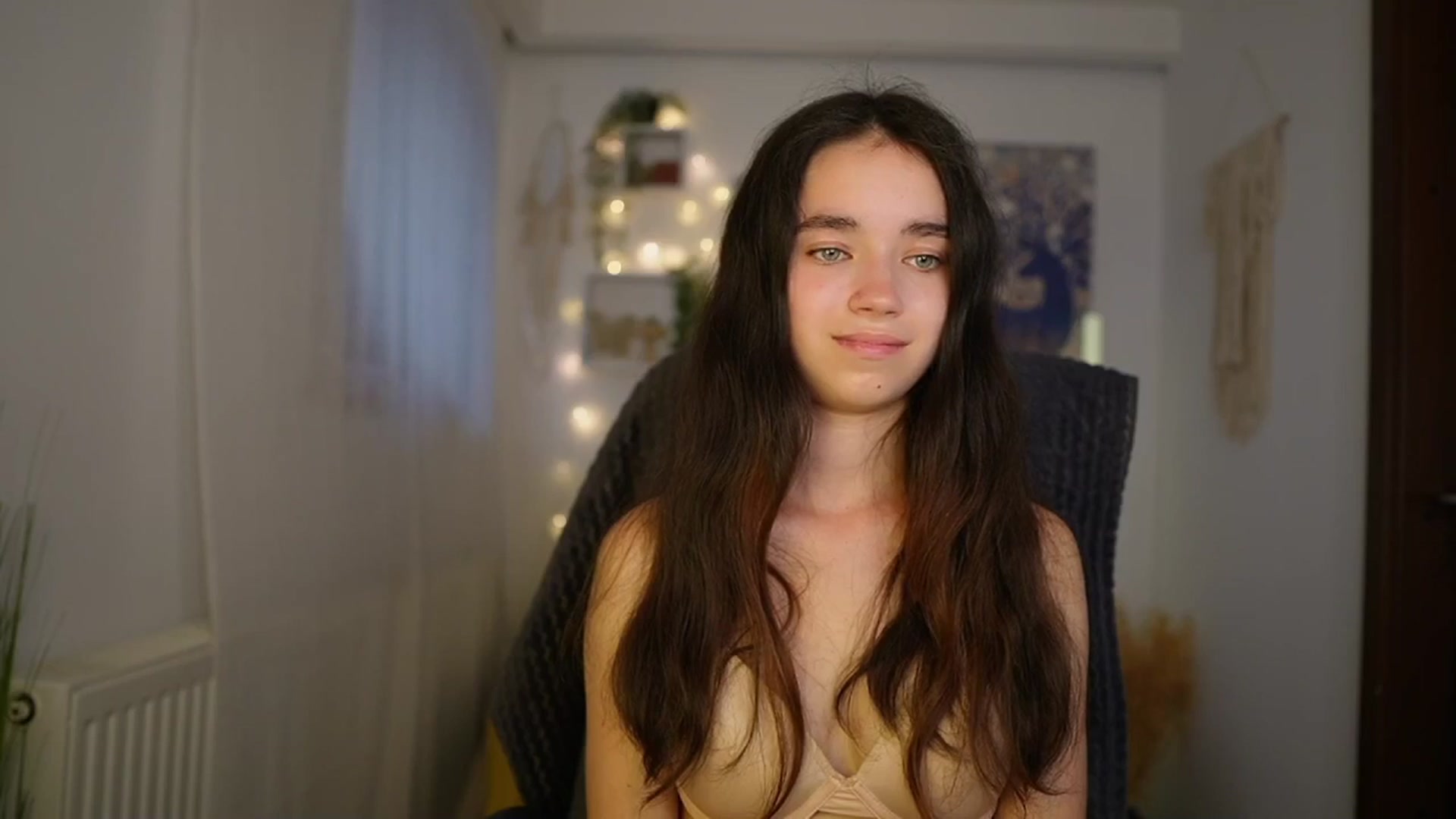 Gallery image thumbnail from Gia_Paige18's myfreecams stream on, 06/08/2024, 17:57 image 11 of 20