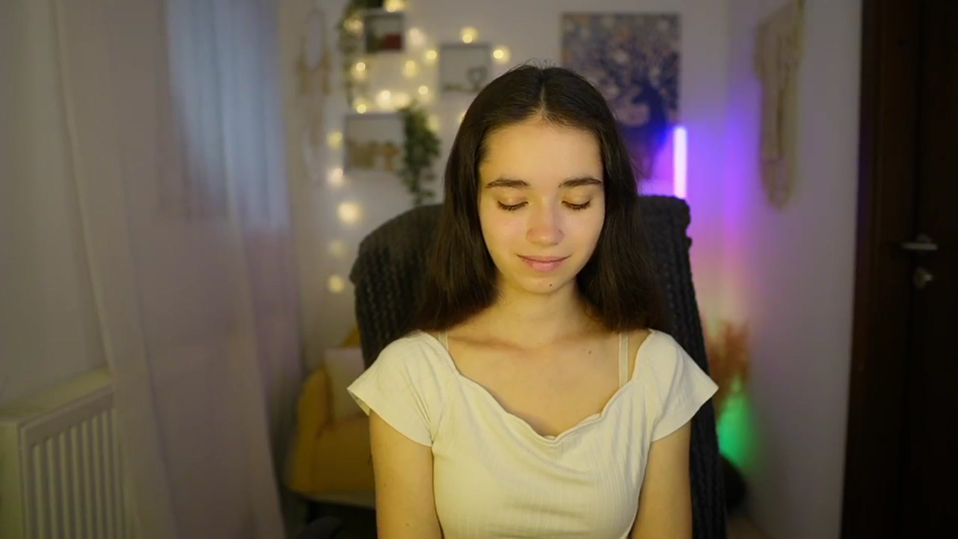Gallery image thumbnail from Gia_Paige18's myfreecams stream on, 06/12/2024, 09:23 image 13 of 20