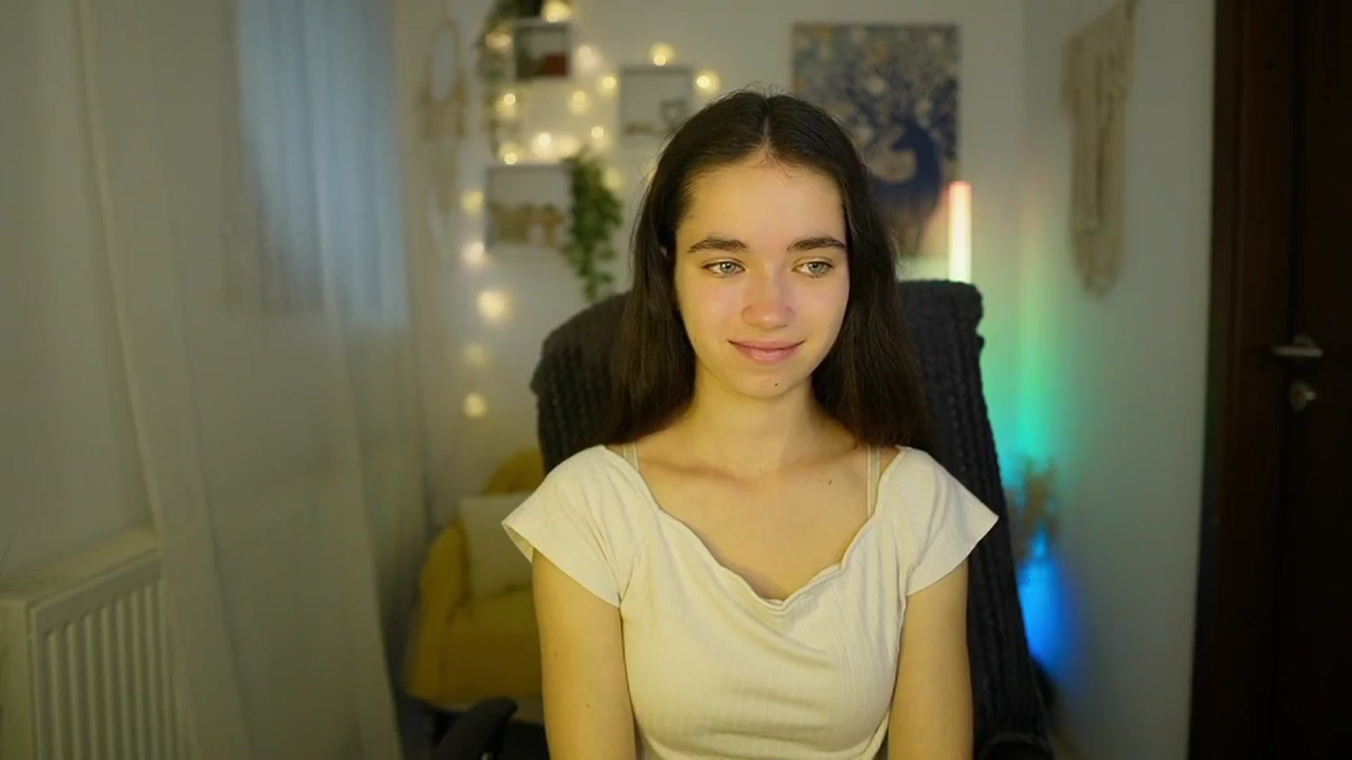 Gallery image thumbnail from Gia_Paige18's myfreecams stream on, 06/12/2024, 09:23 image 3 of 20