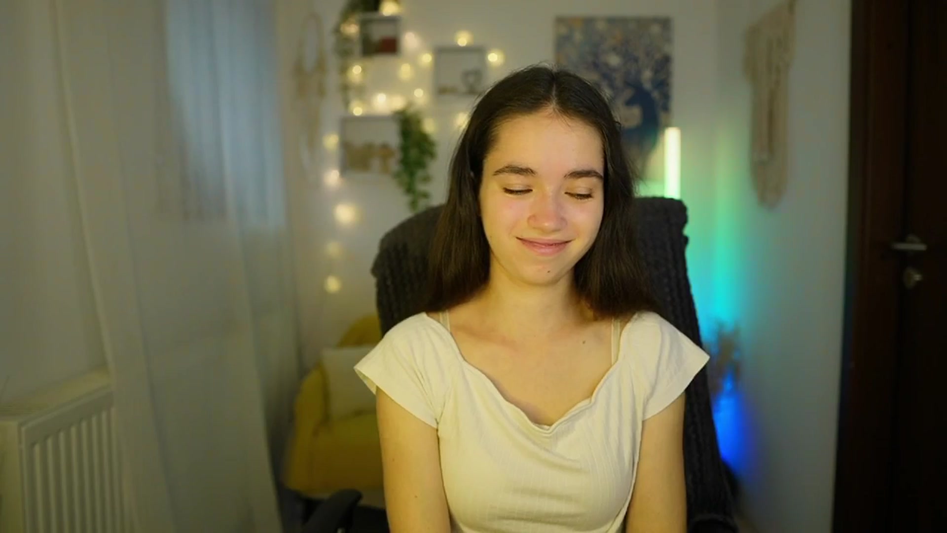 Gallery image thumbnail from Gia_Paige18's myfreecams stream on, 06/12/2024, 09:23 image 4 of 20