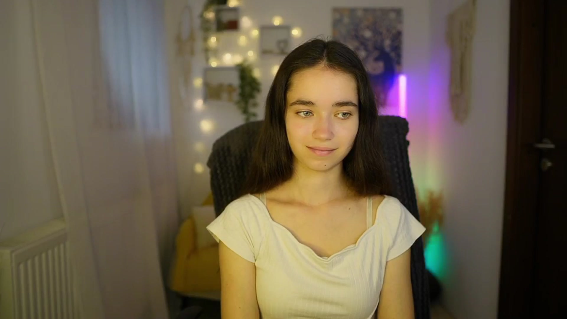 Gallery image thumbnail from Gia_Paige18's myfreecams stream on, 06/12/2024, 09:23 image 14 of 20