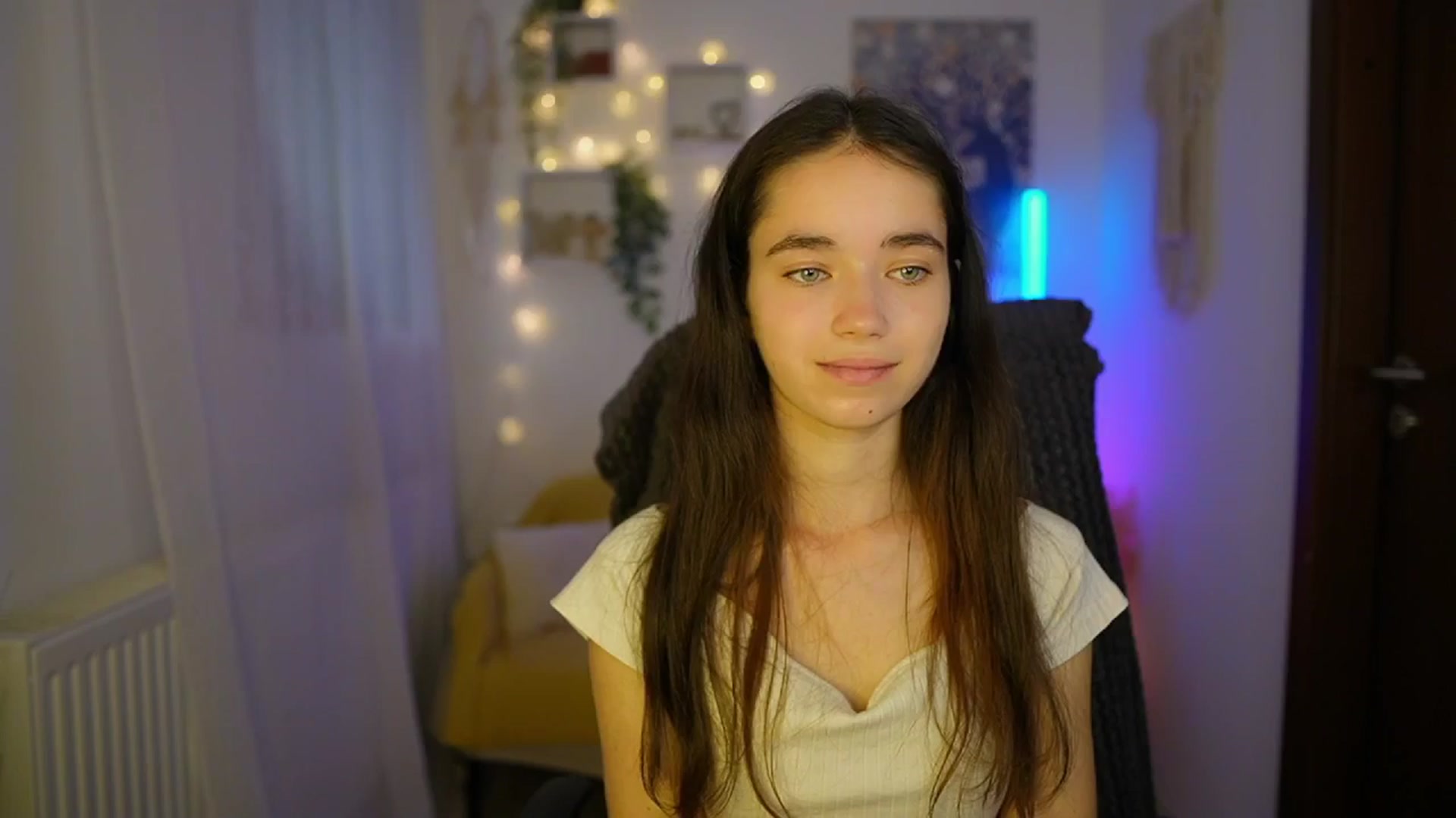 Gallery image thumbnail from Gia_Paige18's myfreecams stream on, 06/12/2024, 11:41 image 12 of 20