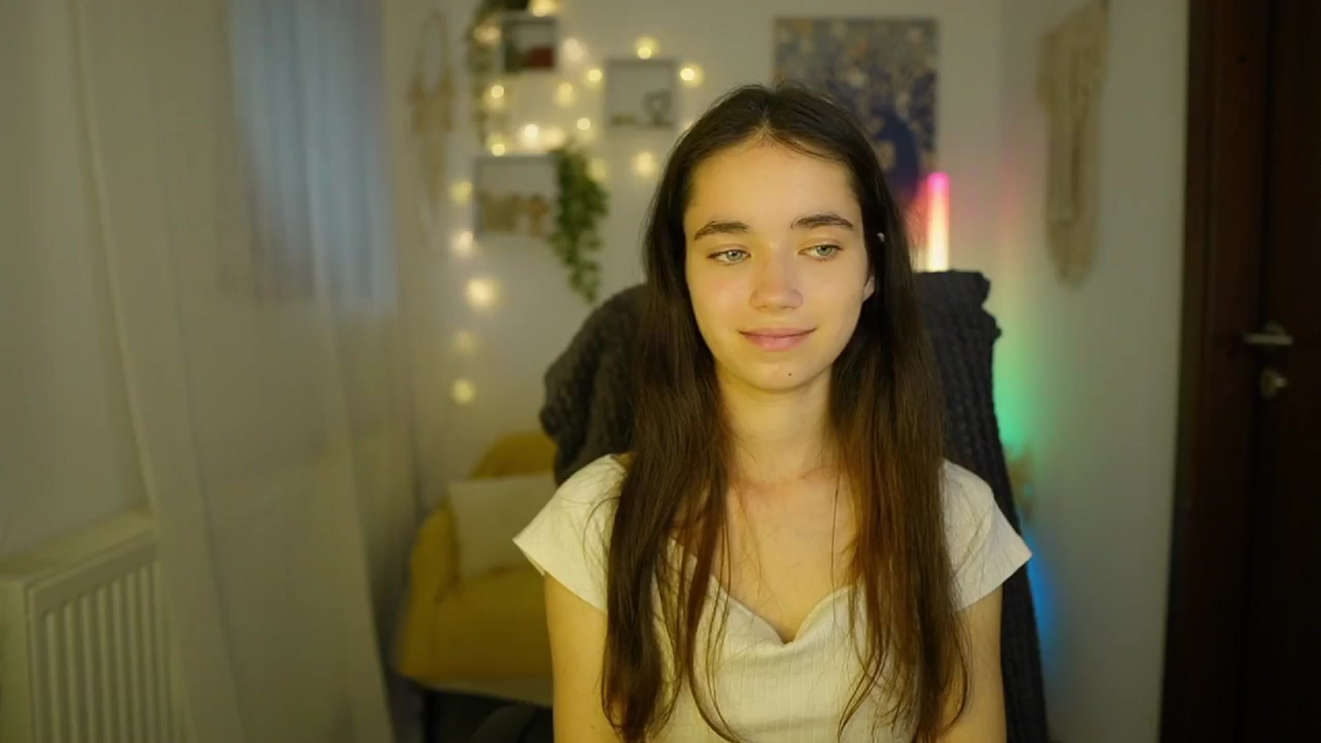 Gallery image thumbnail from Gia_Paige18's myfreecams stream on, 06/12/2024, 11:41 image 9 of 20