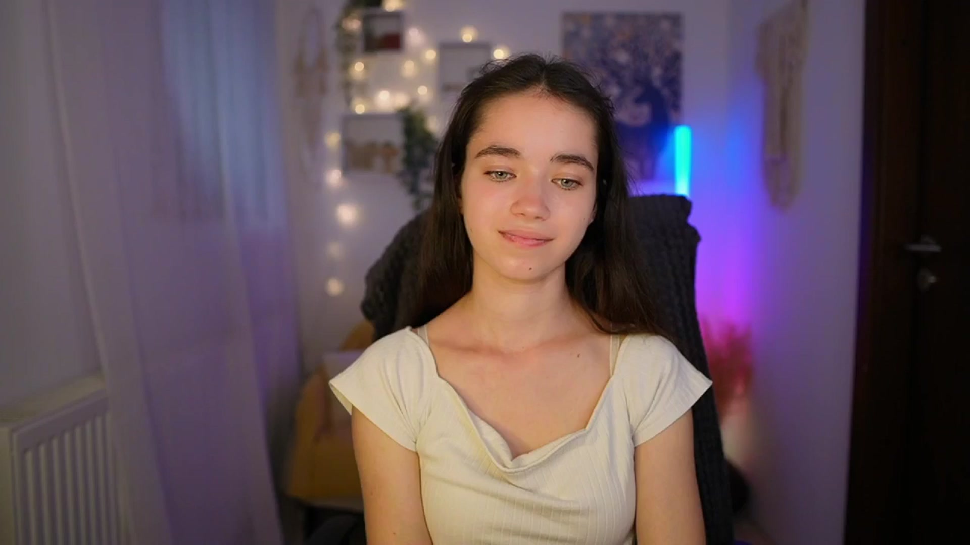 Gallery image thumbnail from Gia_Paige18's myfreecams stream on, 06/12/2024, 12:53 image 1 of 20
