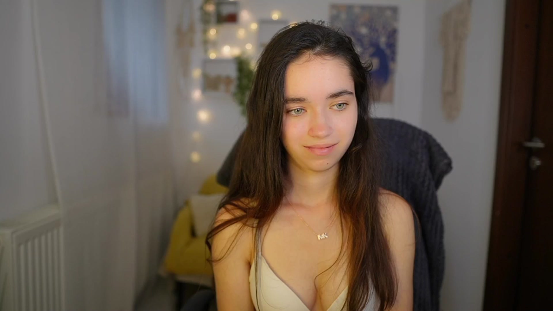 Gallery image thumbnail from Gia_Paige18's myfreecams stream on, 06/13/2024, 12:59 image 8 of 20