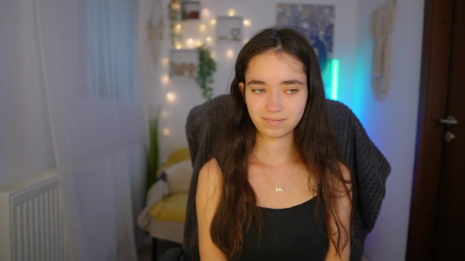 Gallery image thumbnail from Gia_Paige18's myfreecams stream on, 06/14/2024, 08:41 image 16 of 20