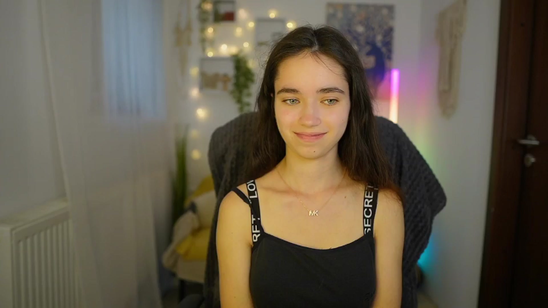 Gallery image thumbnail from Gia_Paige18's myfreecams stream on, 06/14/2024, 12:00 image 1 of 20