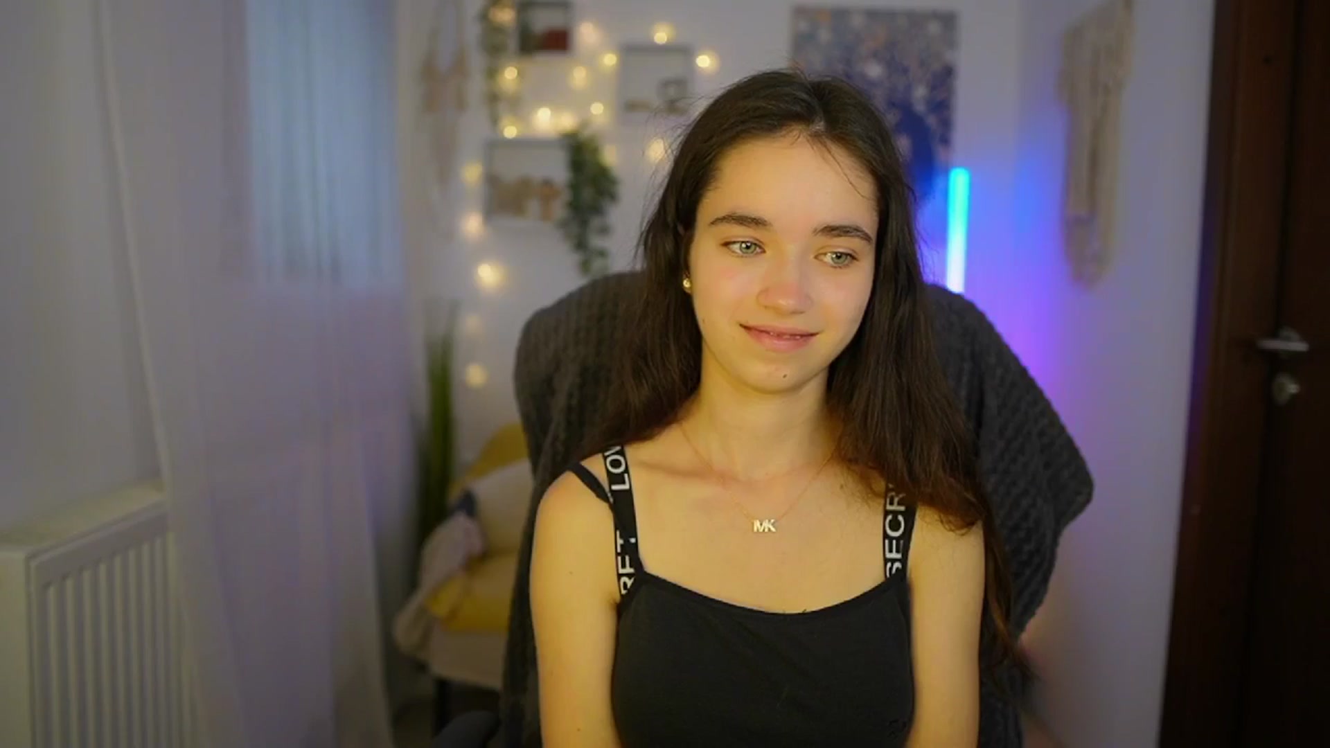 Gallery image thumbnail from Gia_Paige18's myfreecams stream on, 06/14/2024, 12:00 image 5 of 20