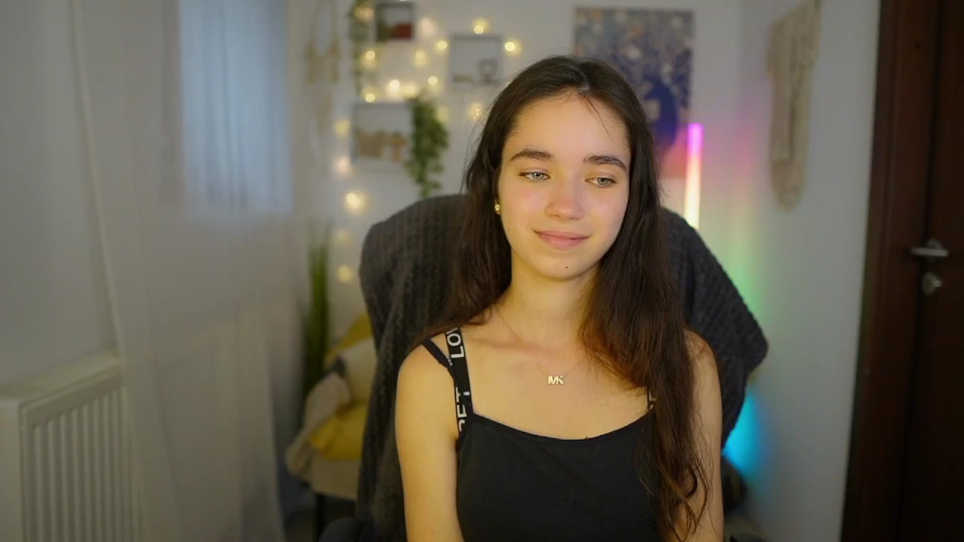 Gallery image thumbnail from Gia_Paige18's myfreecams stream on, 06/14/2024, 12:00 image 19 of 20