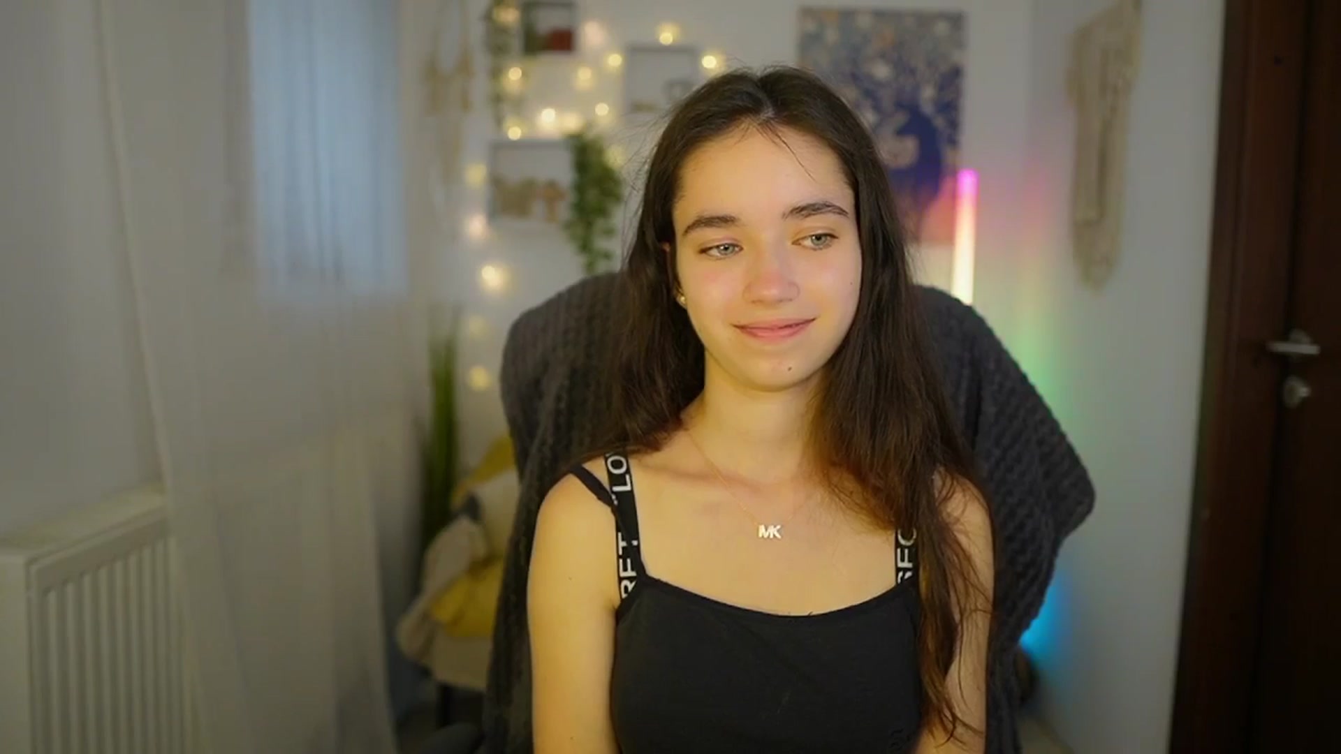 Gallery image thumbnail from Gia_Paige18's myfreecams stream on, 06/14/2024, 12:00 image 13 of 20