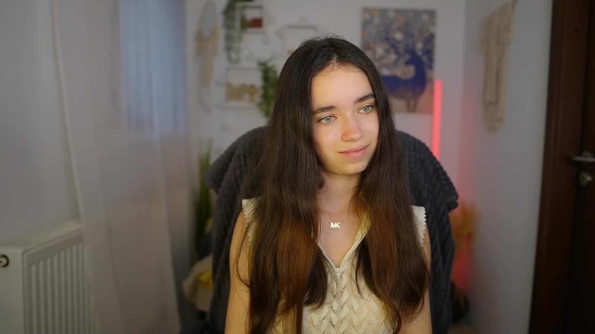Gallery image thumbnail from Gia_Paige18's myfreecams stream on, 06/16/2024, 16:58 image 12 of 20