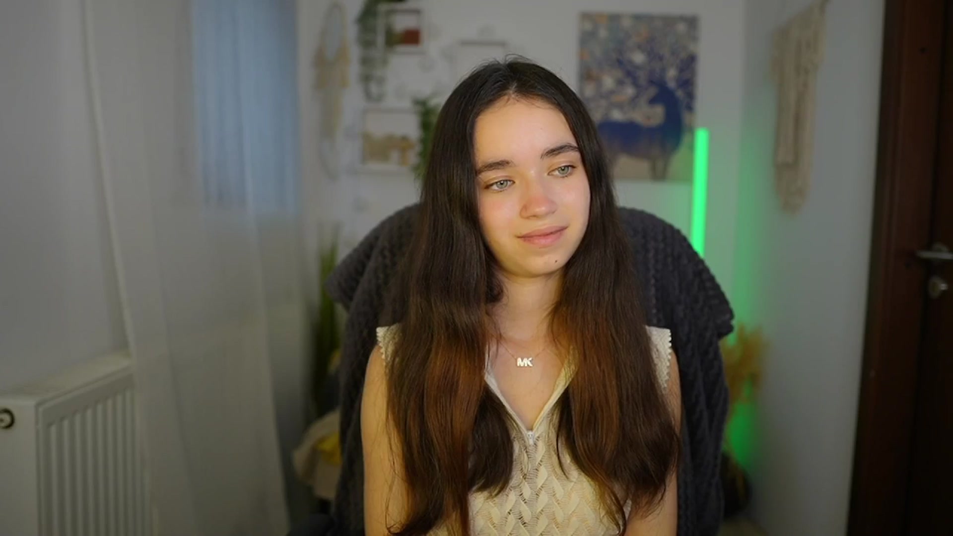 Gallery image thumbnail from Gia_Paige18's myfreecams stream on, 06/16/2024, 16:58 image 13 of 20