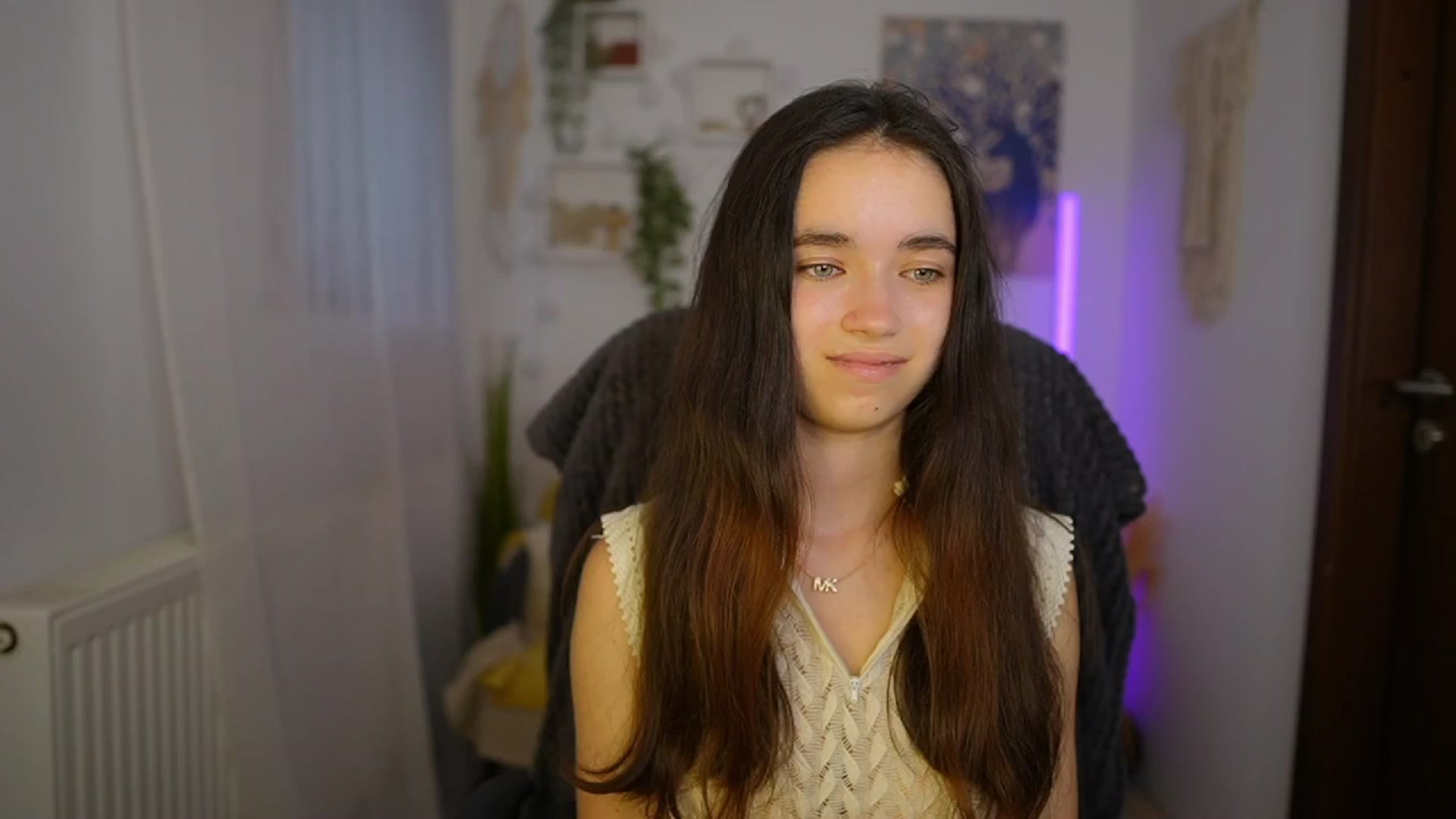 Gallery image thumbnail from Gia_Paige18's myfreecams stream on, 06/16/2024, 17:35 image 19 of 20