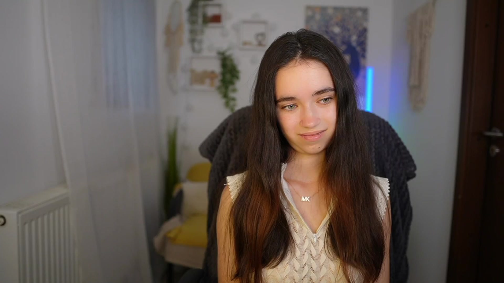 Gallery image thumbnail from Gia_Paige18's myfreecams stream on, 06/16/2024, 17:55 image 16 of 20
